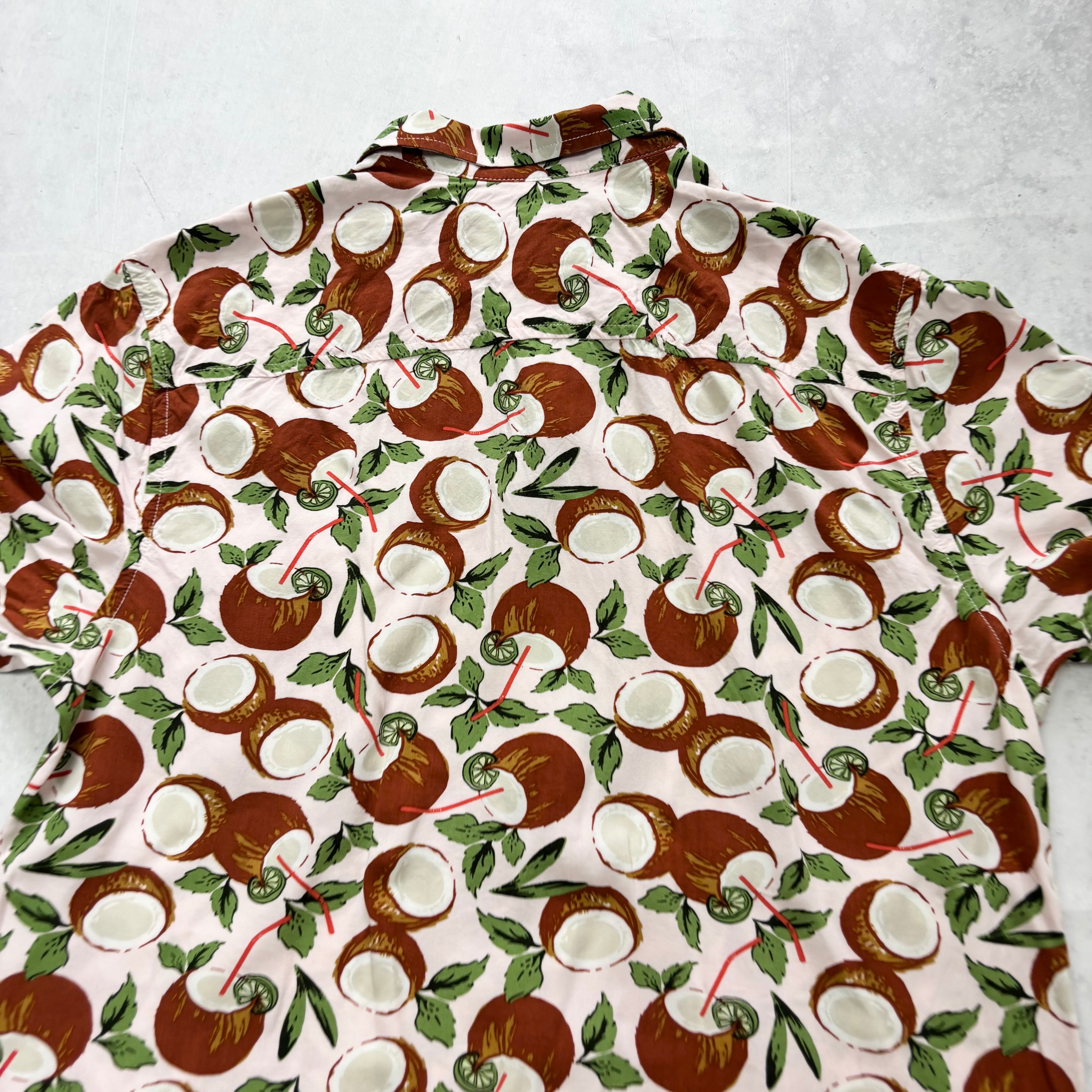 Hawaiian Shirt Mens Small Pink Floral Aloha Short Sleeve Rayon Regular Fit (E)