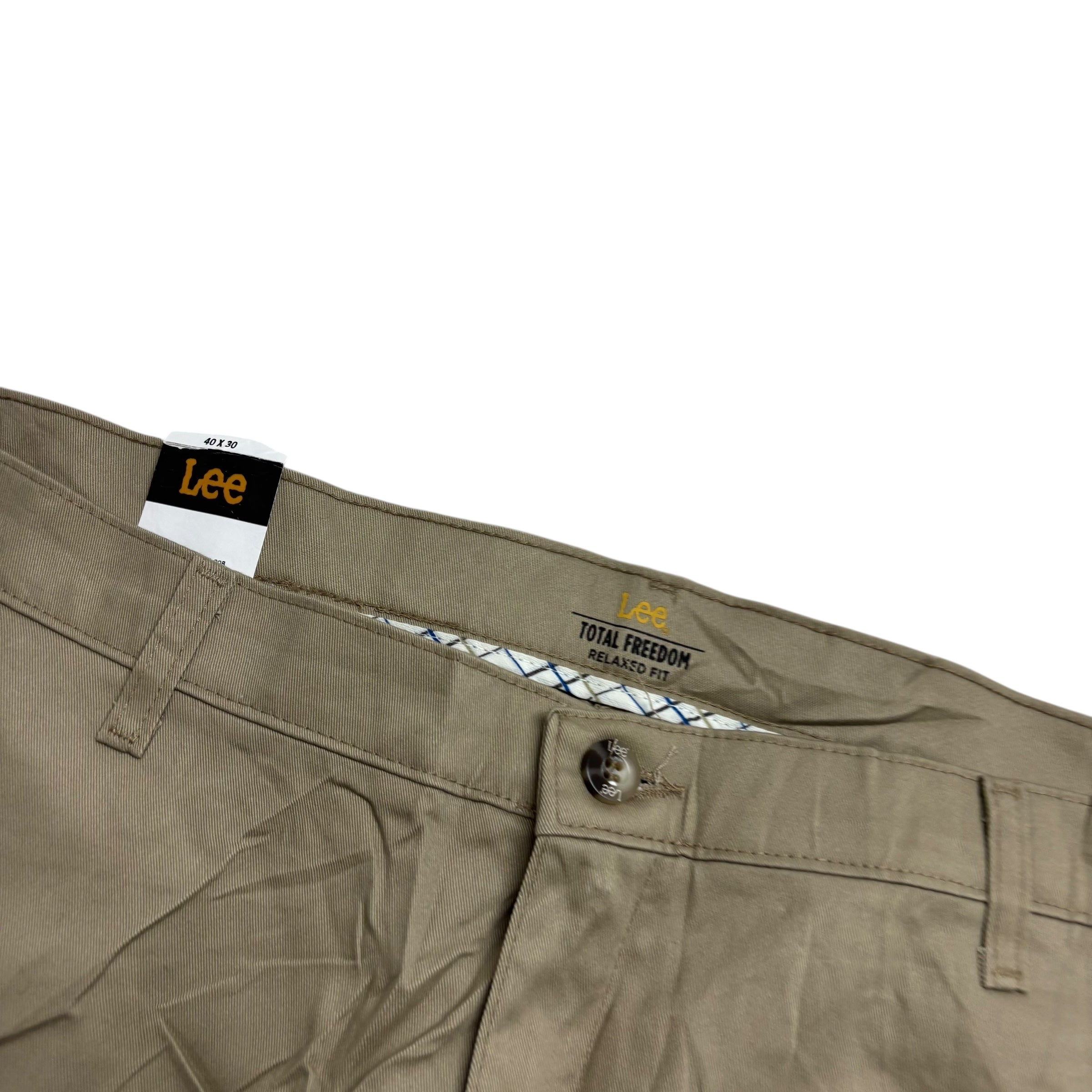 Lee Trousers W40 L30 Mens Khaki Relaxed Fit Total Freedom Pants NWT