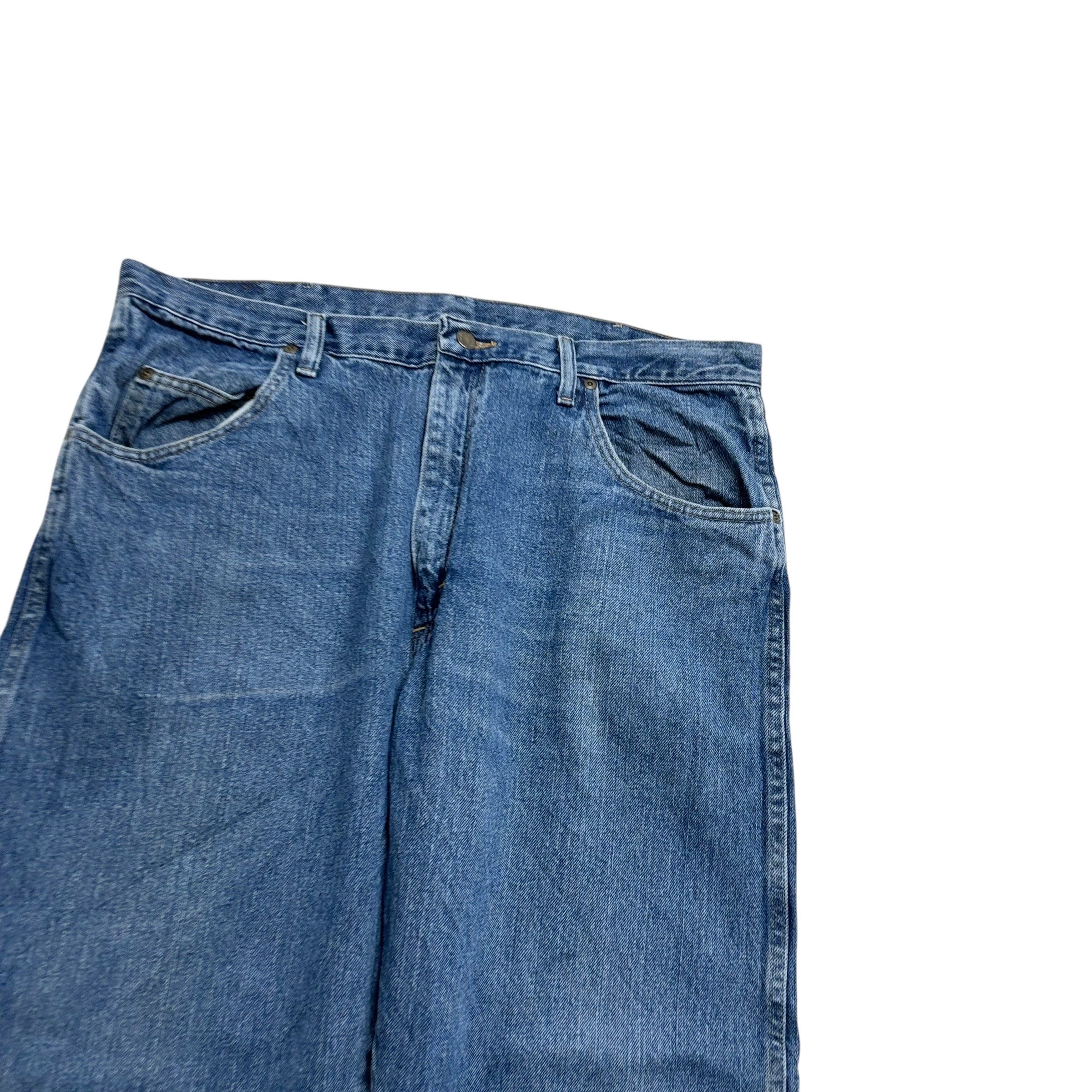 Wrangler Jeans W40 L30 Mens Mid Blue Relaxed Straight Fit Vintage Denim (E)