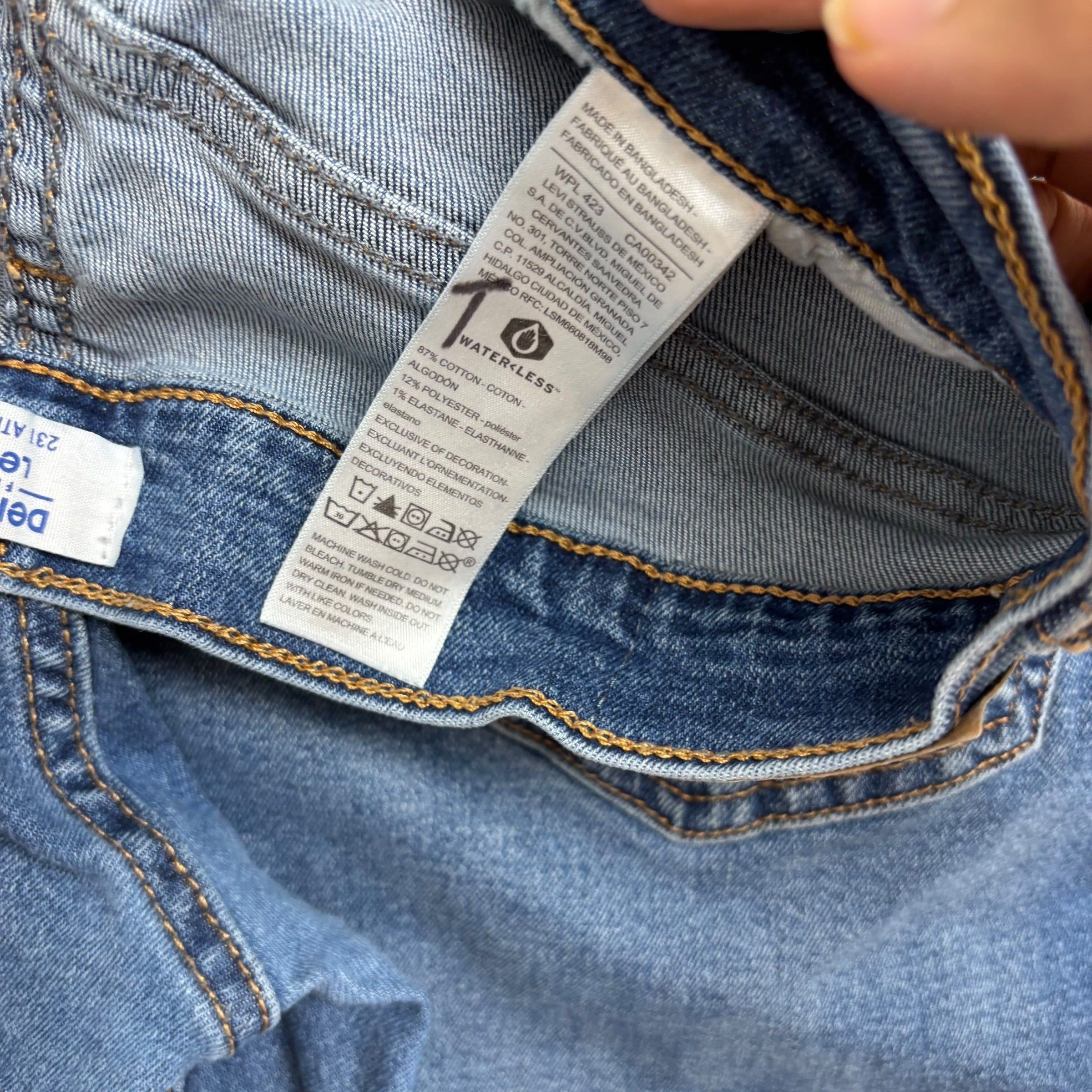 Levis Denizen Jeans W34 L29 Mens Mid Blue Athletic Tapered Fit Stretch Denim