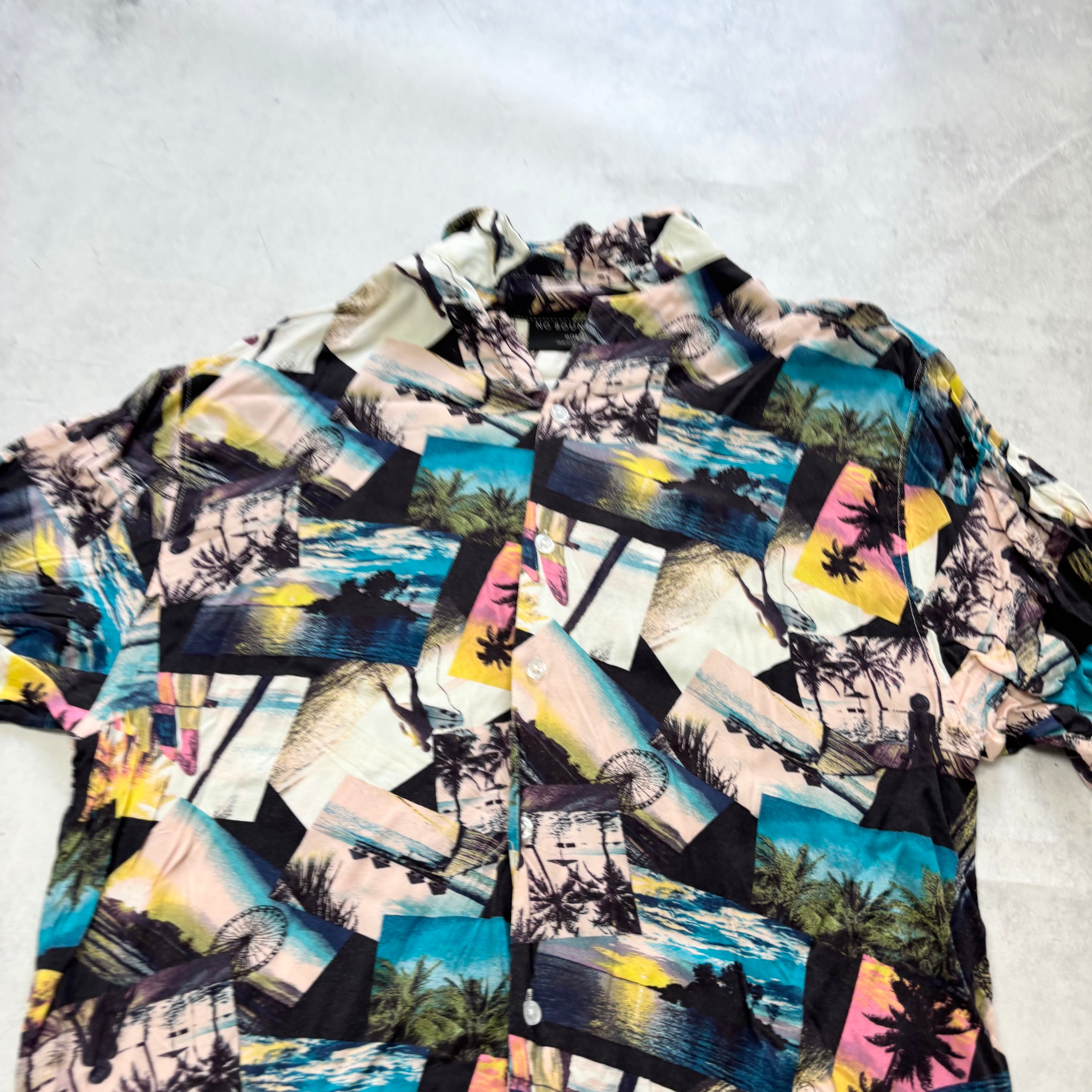Hawaiian Shirt Mens Medium Multi Floral Aloha Short Sleeve Rayon (E)