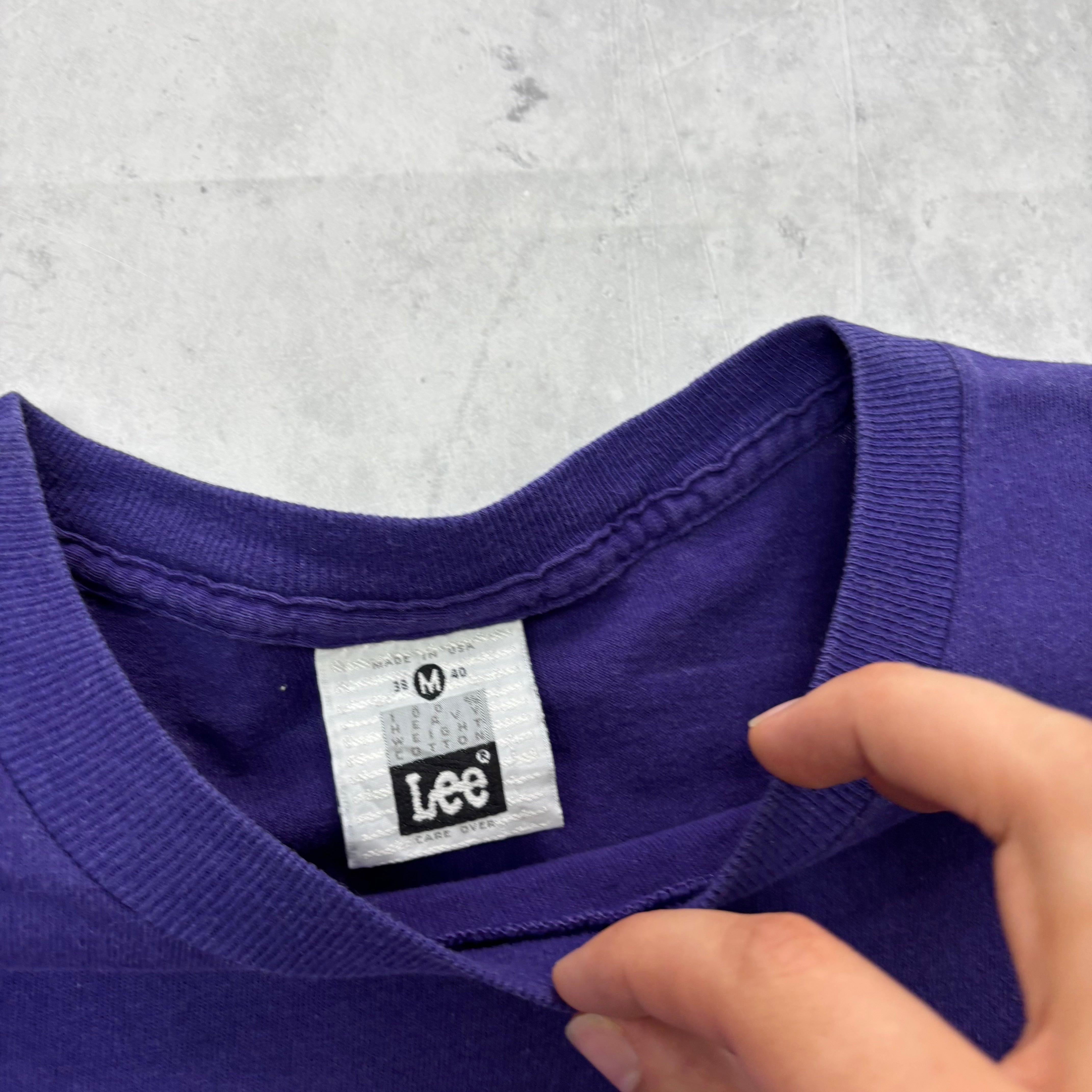 Vintage T Shirt Mens Medium Purple Graphic Print 90s Tourist