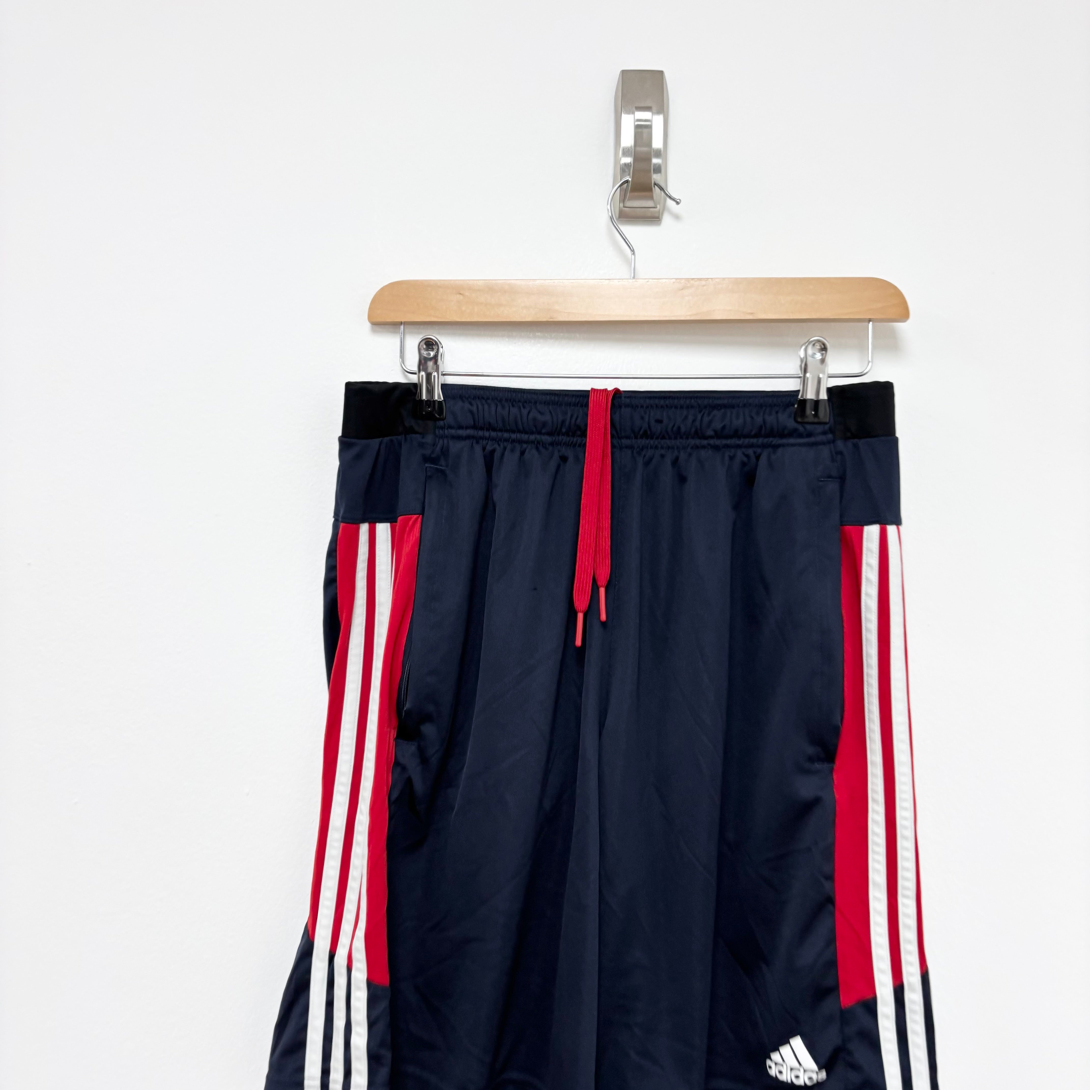 Adidas Shorts Mens Medium Navy Blue Sports Running Gym Athletic Pockets (E)