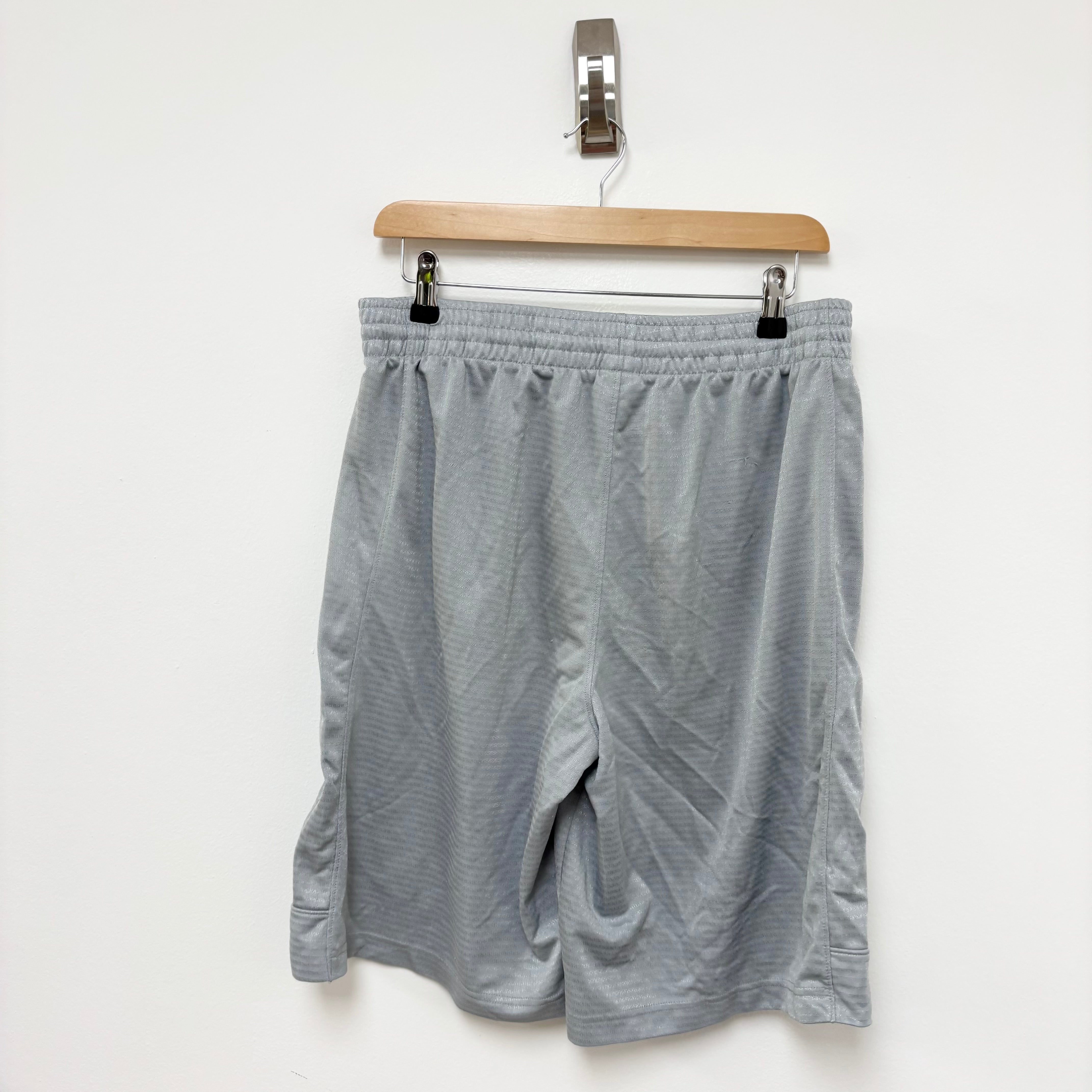 Nike Shorts Mens Medium Grey Dri Fit Running Sports Gym Athletic Pockets