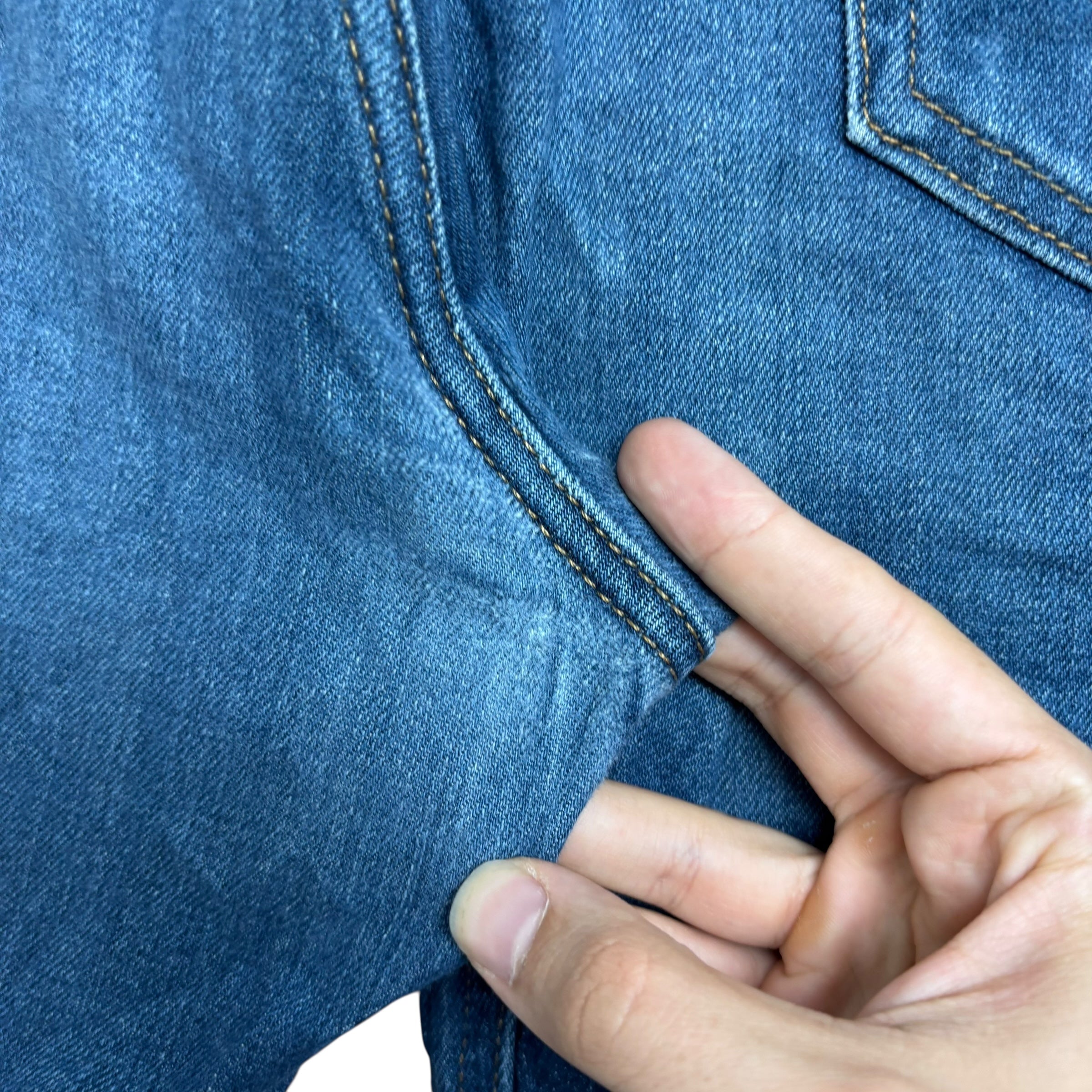 Levis 541 Jeans W40 L32 Mens Dark Blue Athletic Tapered Fit Stretch Denim