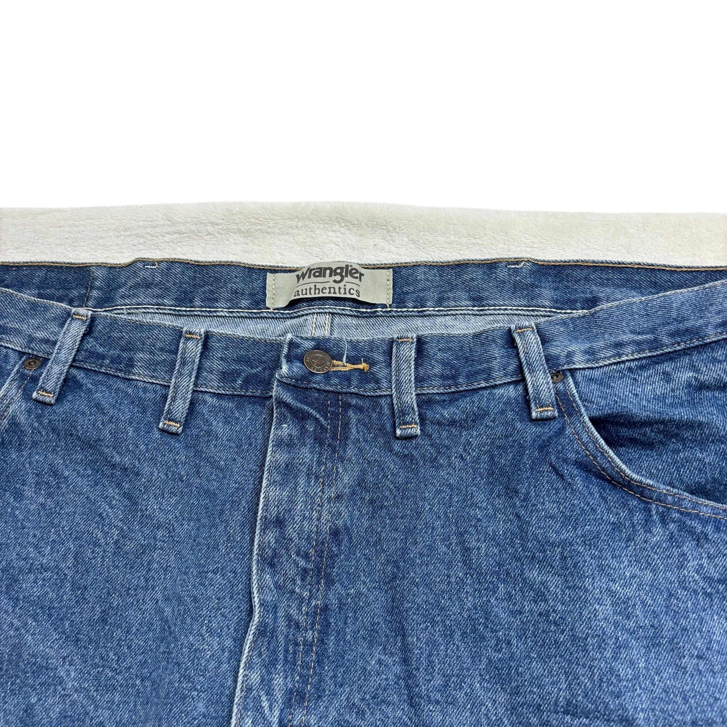 Wrangler Jeans W44 L32 Mens Mid Blue Regular Straight Fit Denim