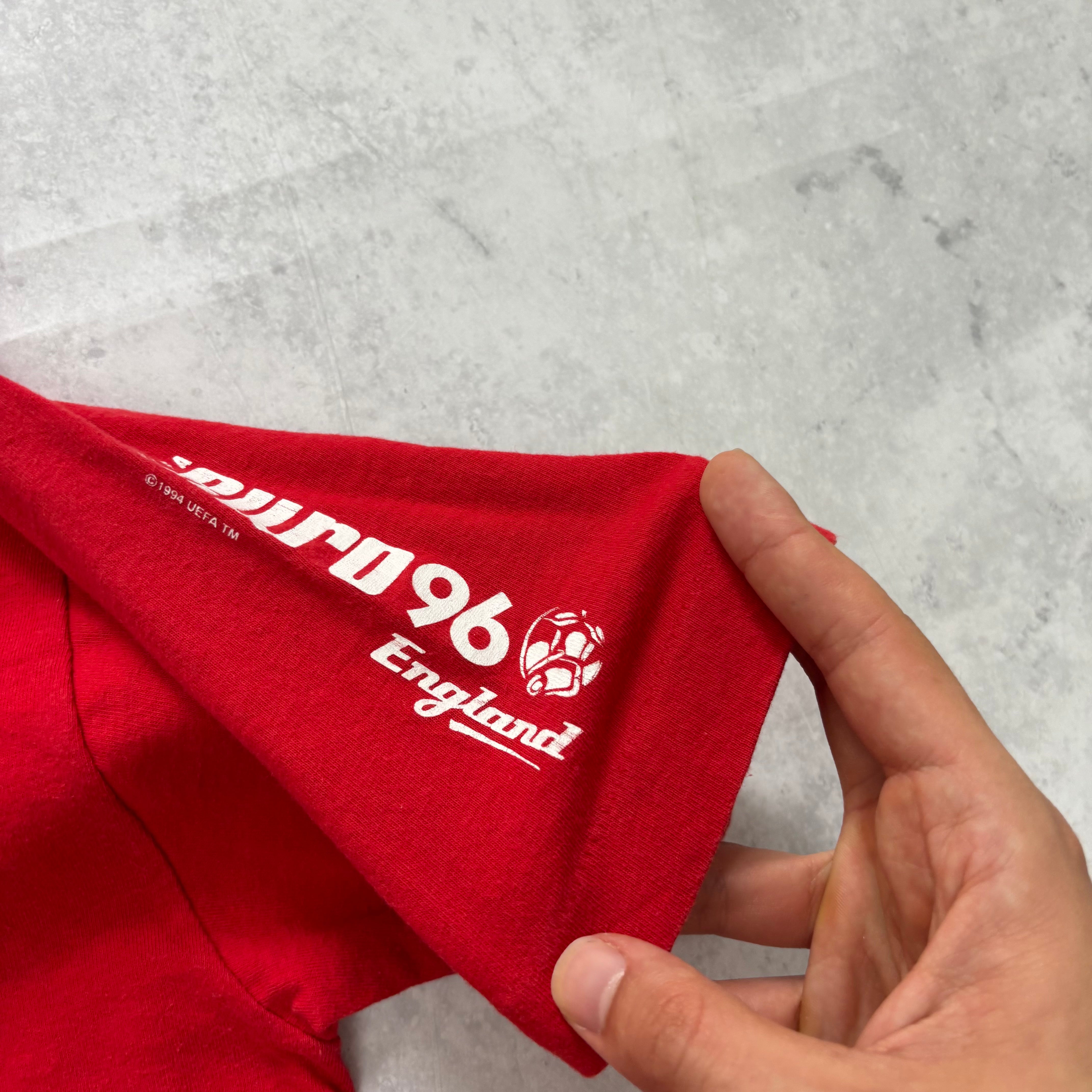 Vintage T Shirt Mens Medium Red Single Stitch Graphic Print 90s Euro 96