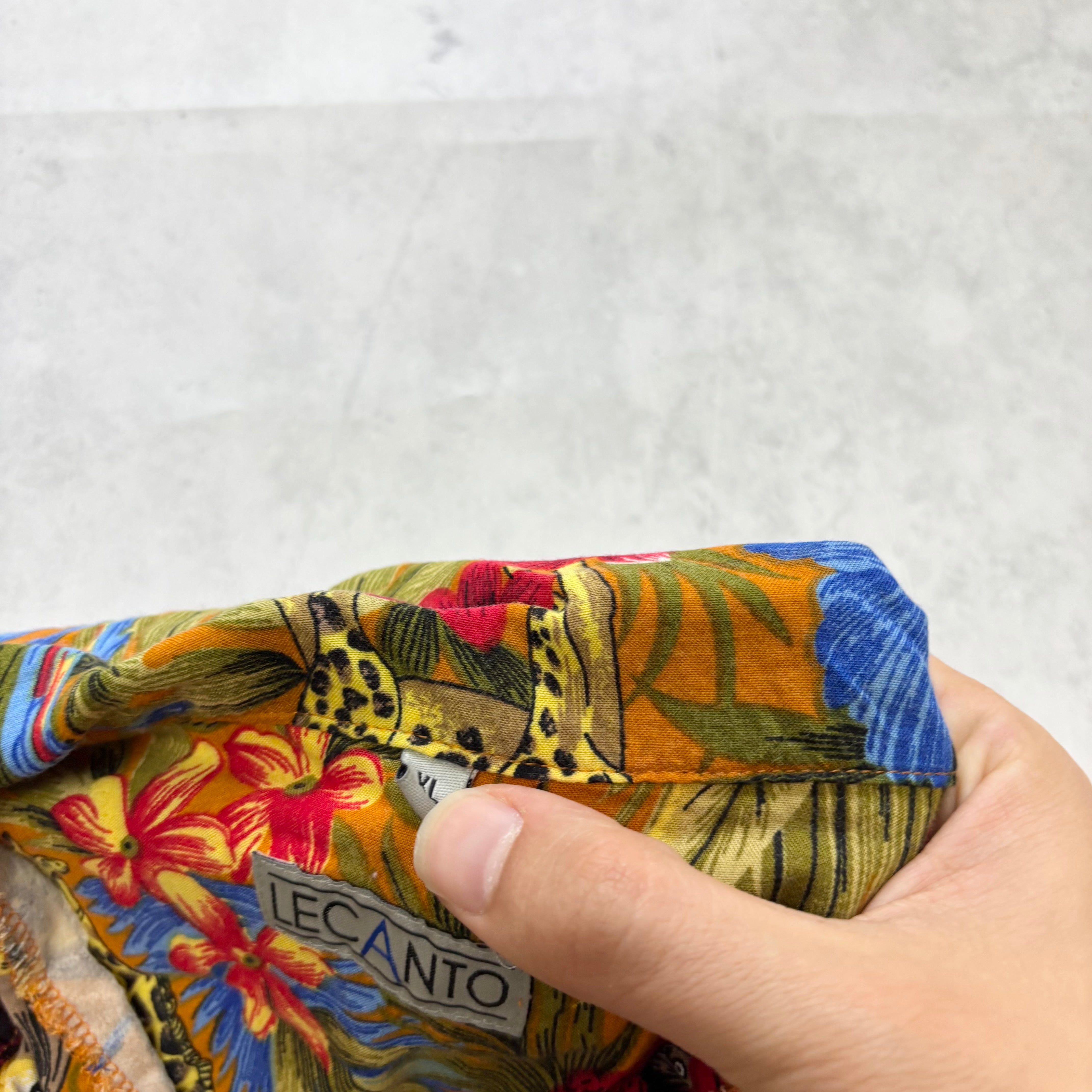 Hawaiian Shirt Mens XL Orange Floral Aloha Short Sleeve Viscose Funky (E)
