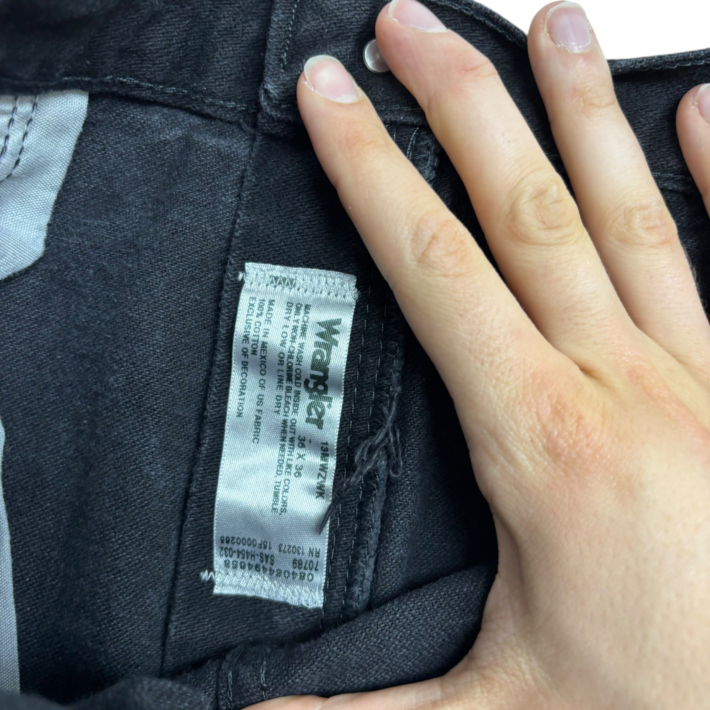 Wrangler Jeans Cowboy Cut W35 L36 Mens Black 13MWZ Original Fit Denim (E)