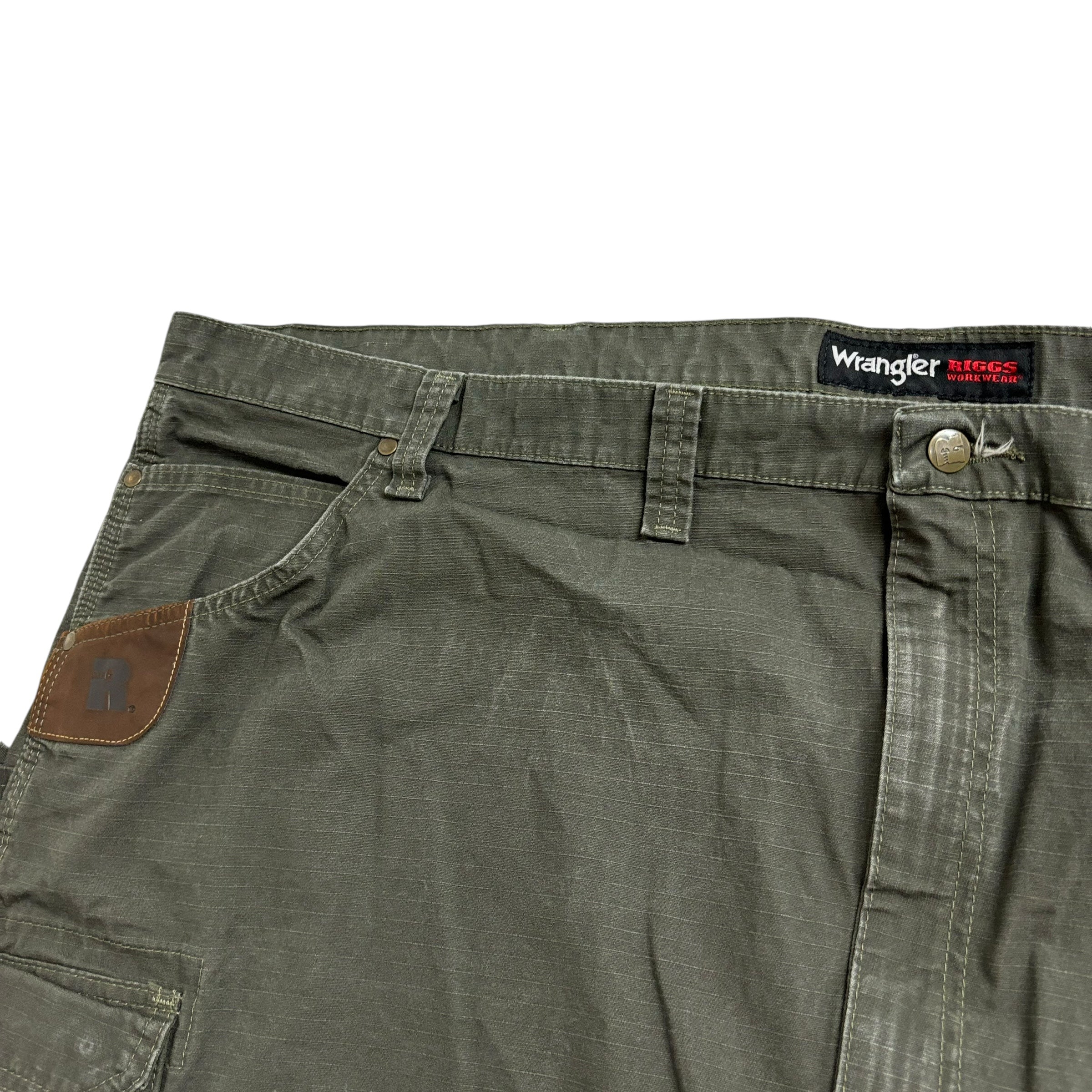 Wrangler Carpenter Pants W54 L30 Mens Olive Green Baggy Relaxed Straight Fit