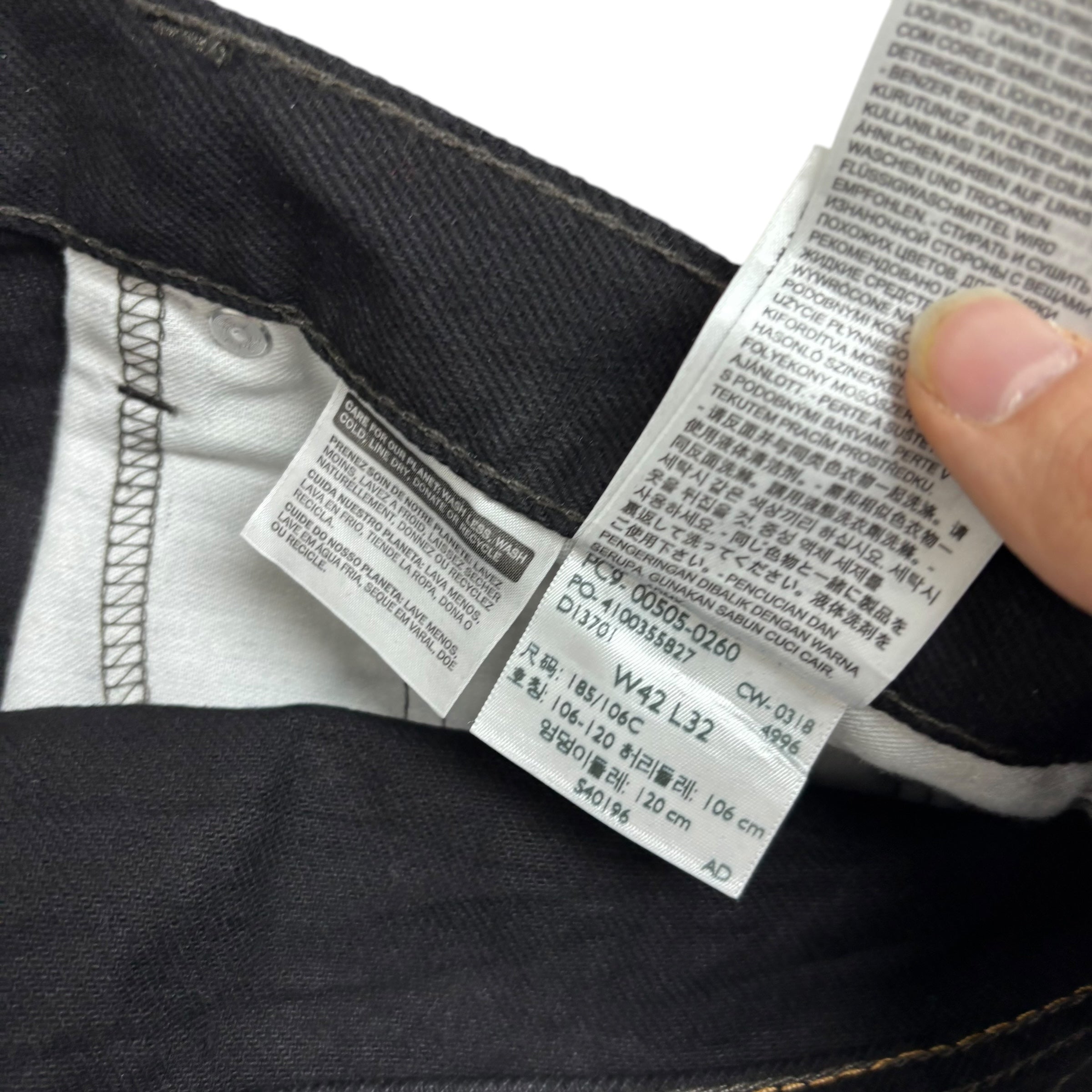 Levis 505 Jeans W42 L32 Mens Black Regular Straight Fit Denim (E)