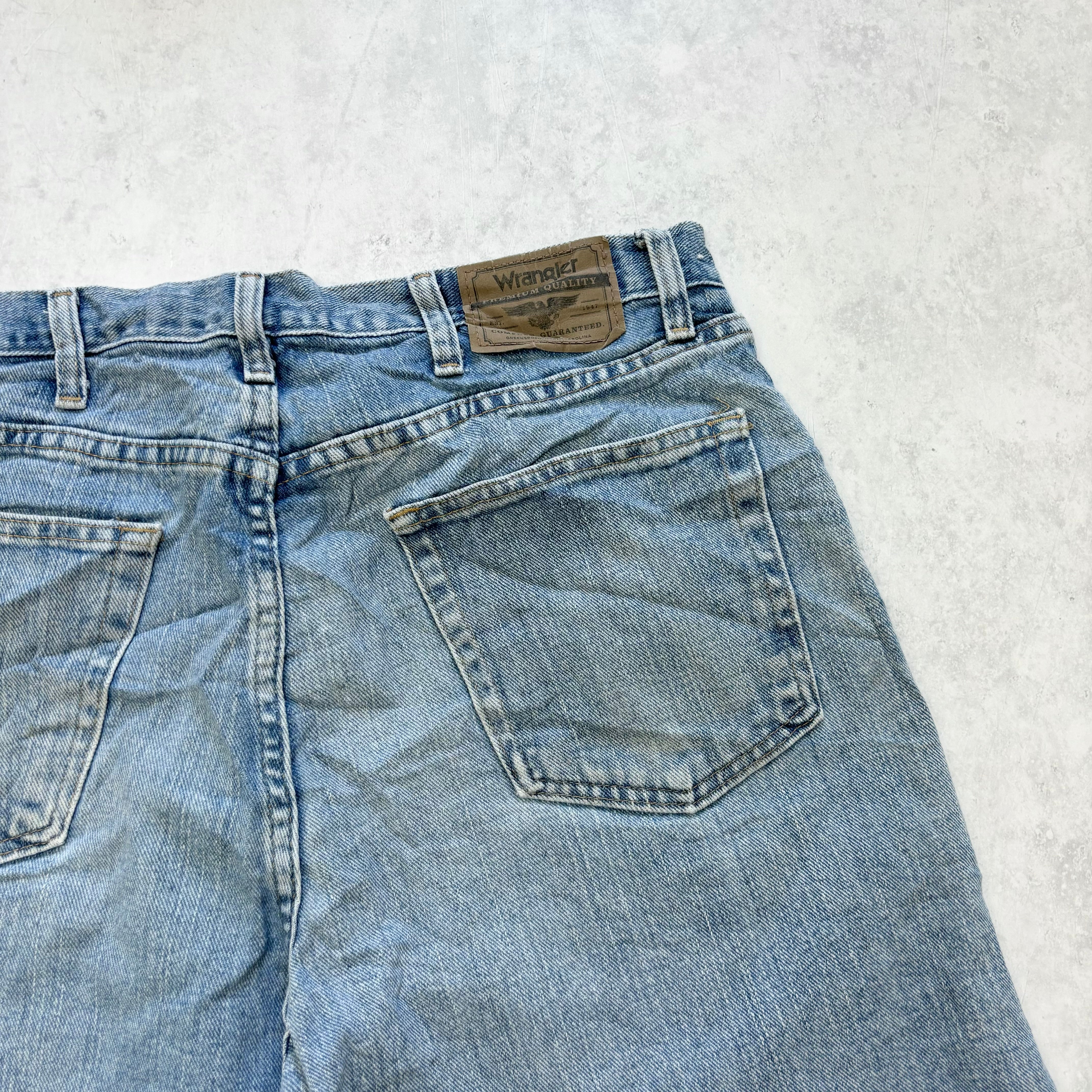 Vintage Wrangler Jorts W34 Mens Denim Shorts Mid Blue Baggy Relaxed Fit