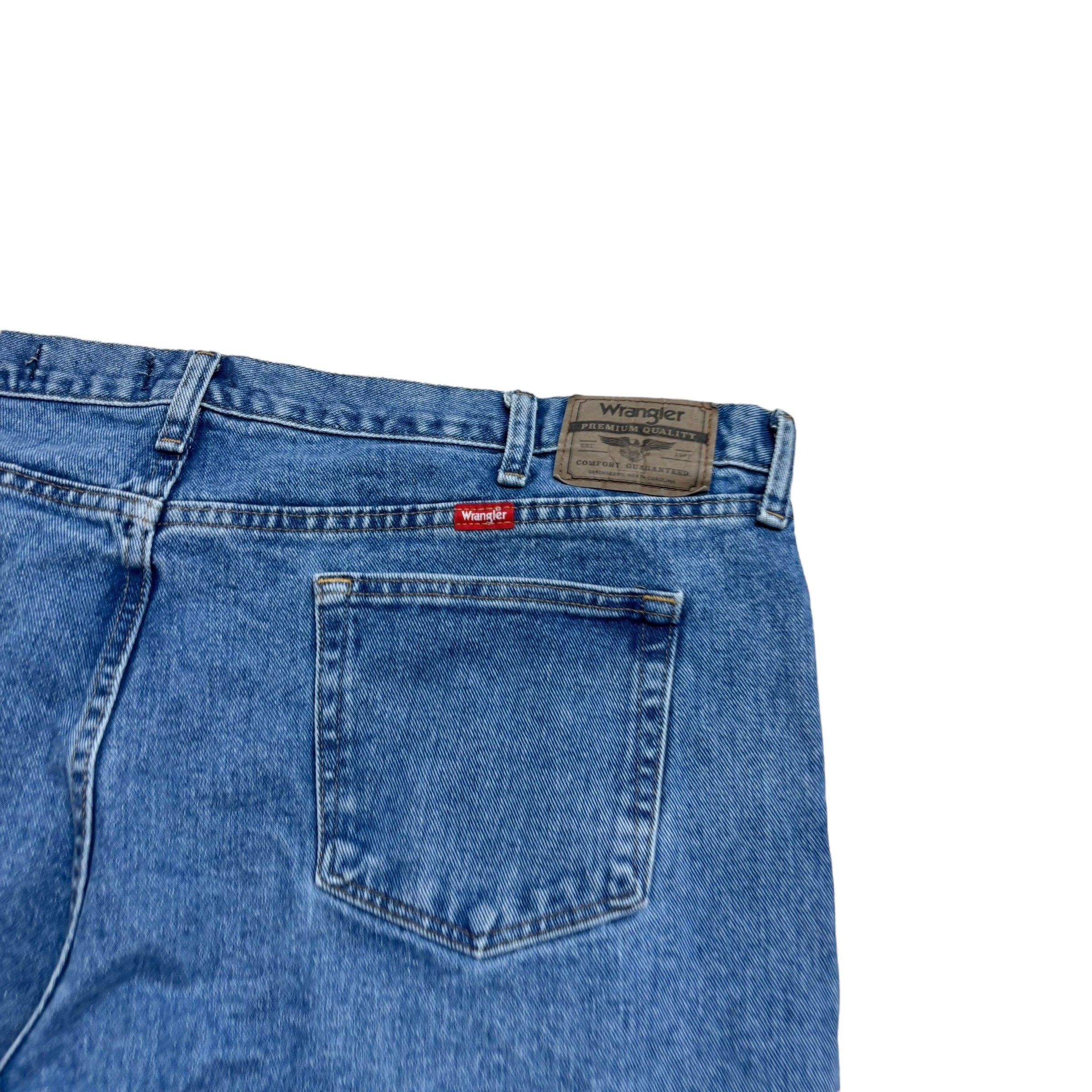 Wrangler Jeans W42 L32 Mens Mid Blue Relaxed Straight Fit Denim (E)