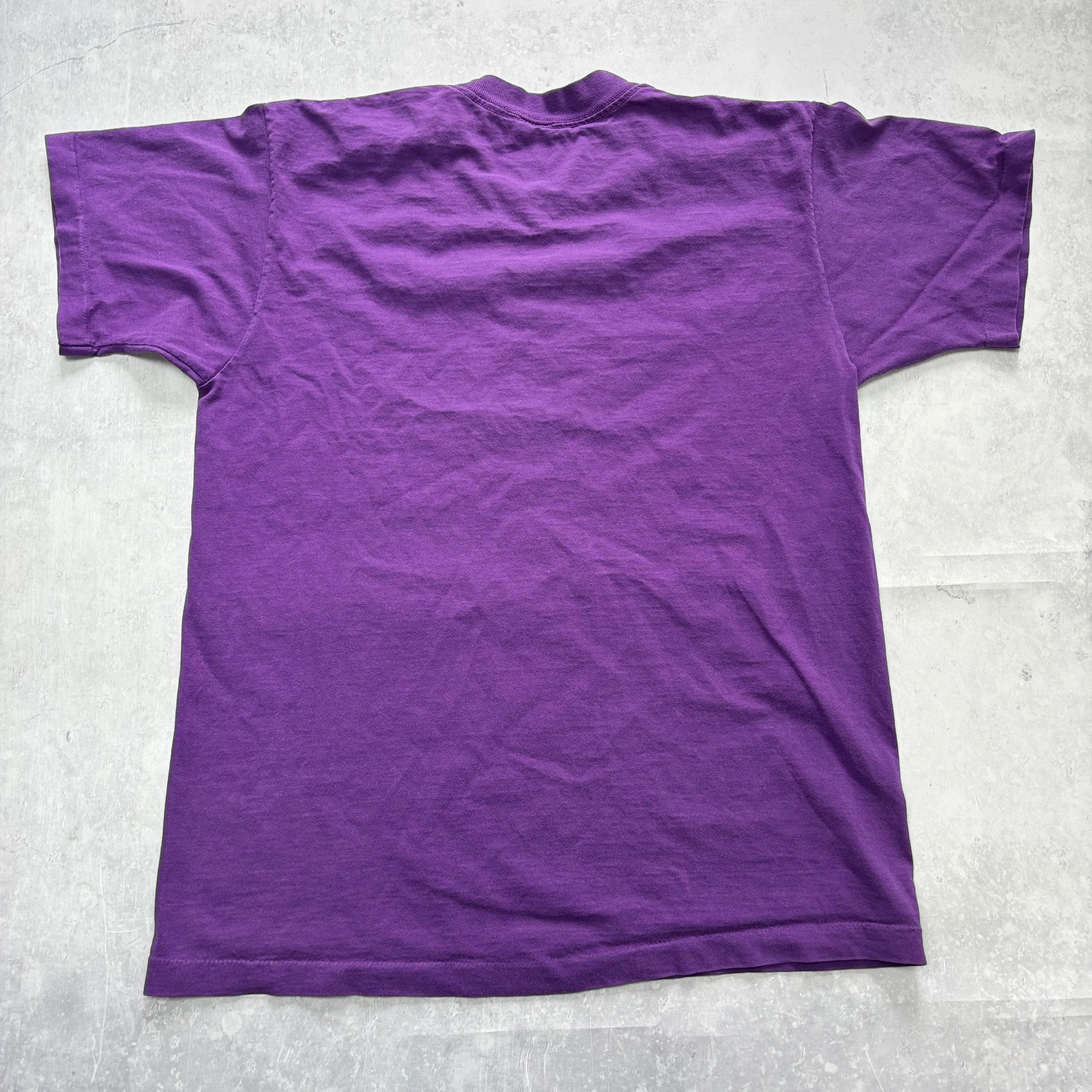 Vintage T Shirt Mens Medium Purple Single Stitch Graphic Print 90s Wine