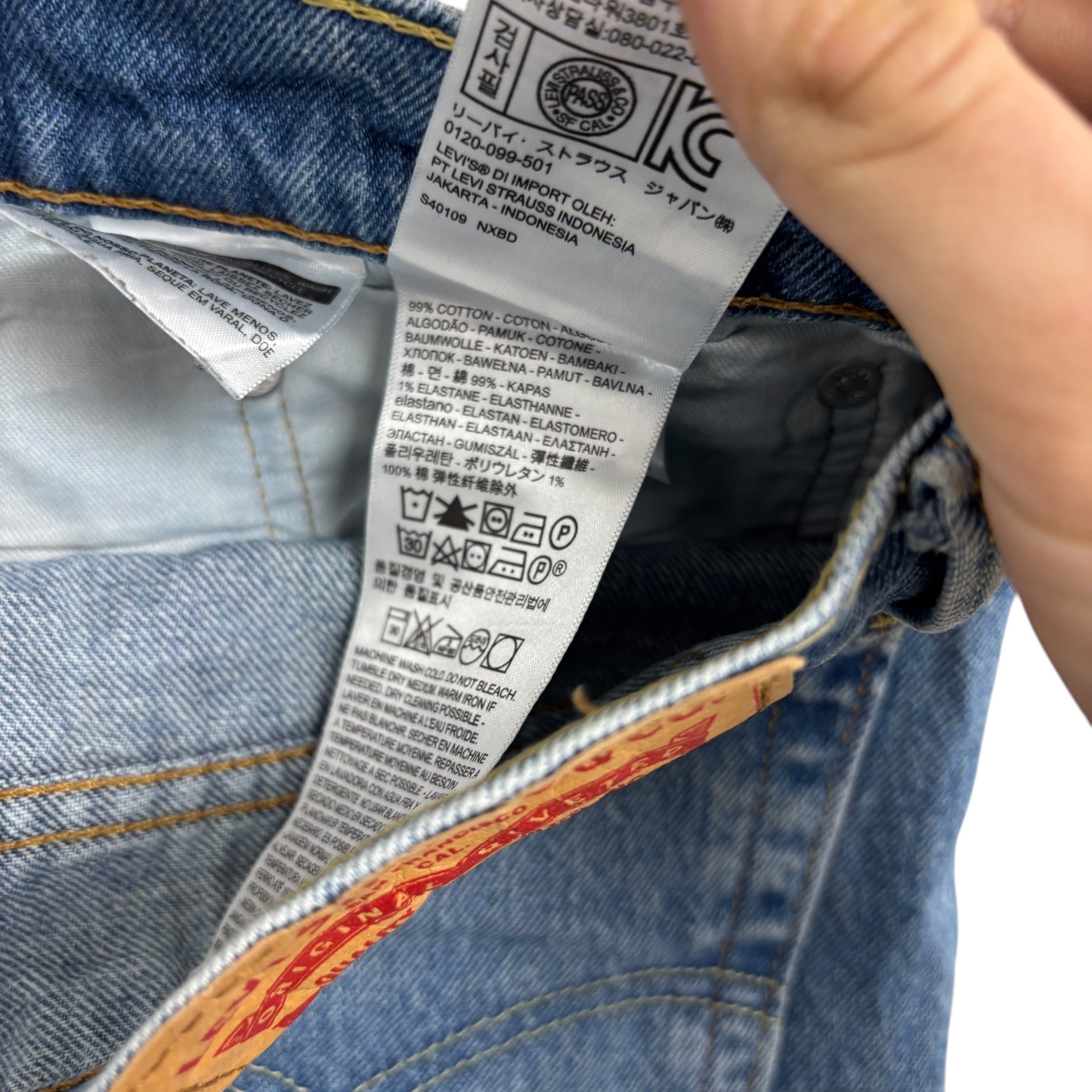 Levis 502 Jeans W34 L29 Mens Light Blue Regular Tapered Fit Stretch Distressed