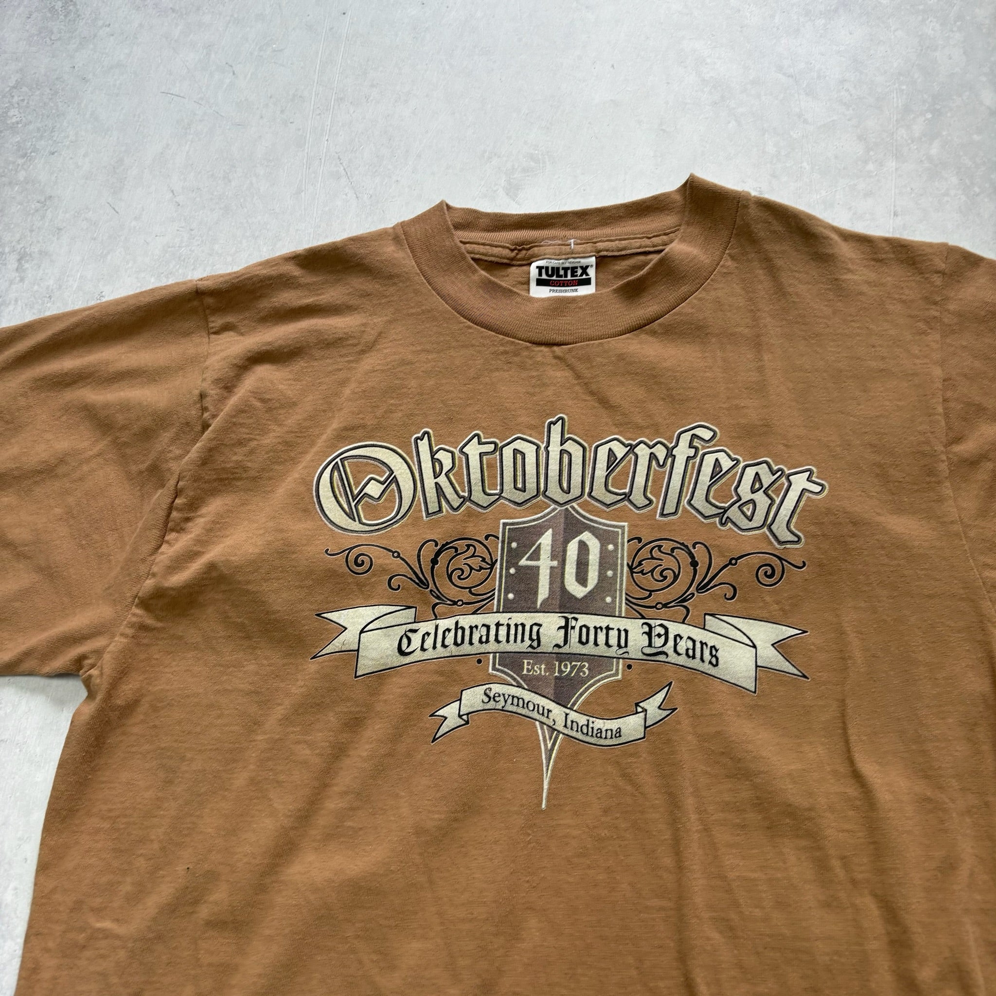 Vintage T Shirt Mens Medium Brown 00s Beer