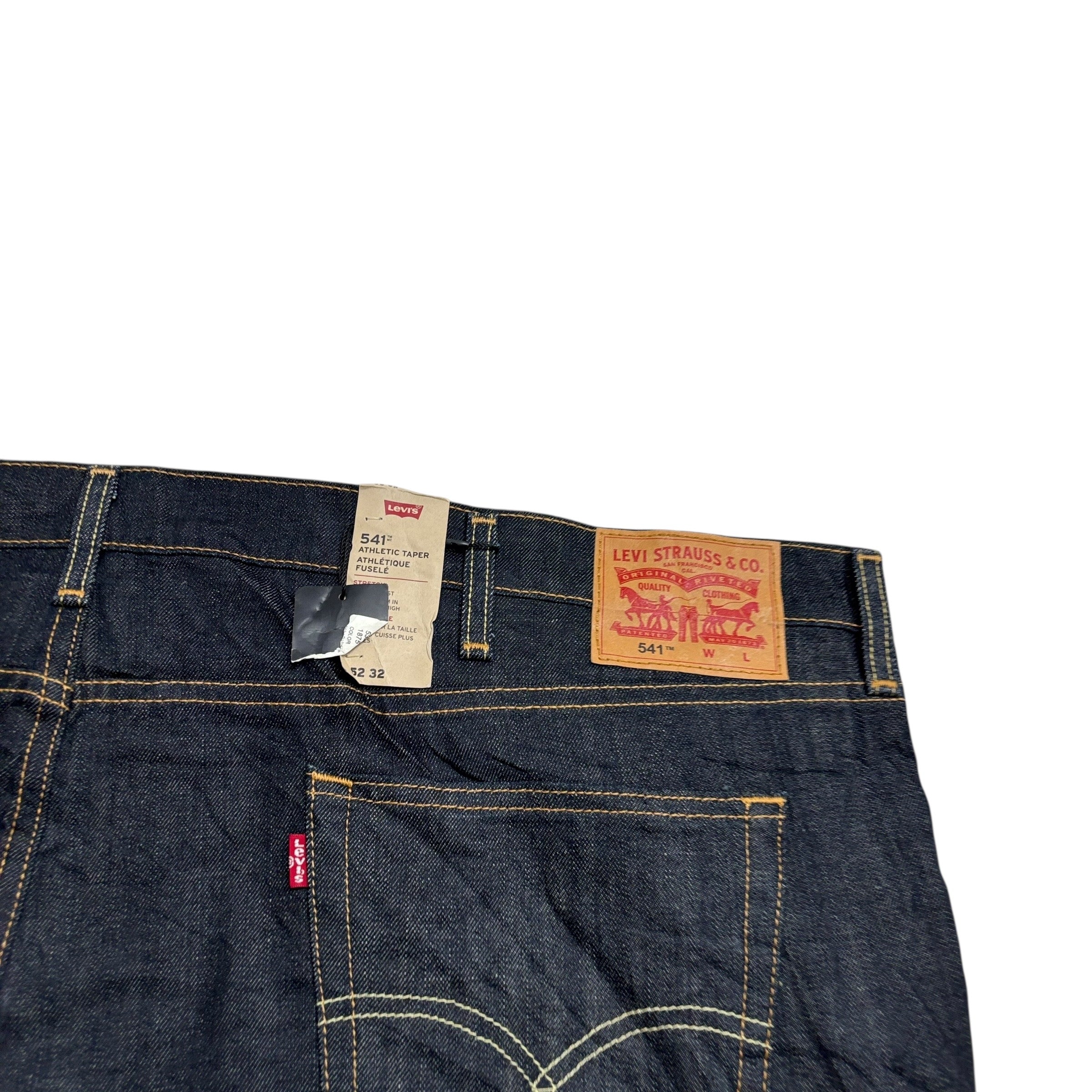 Levis 541 Jeans W52 L32 Mens Dark Blue Athletic Tapered Fit Stretch Denim (E)