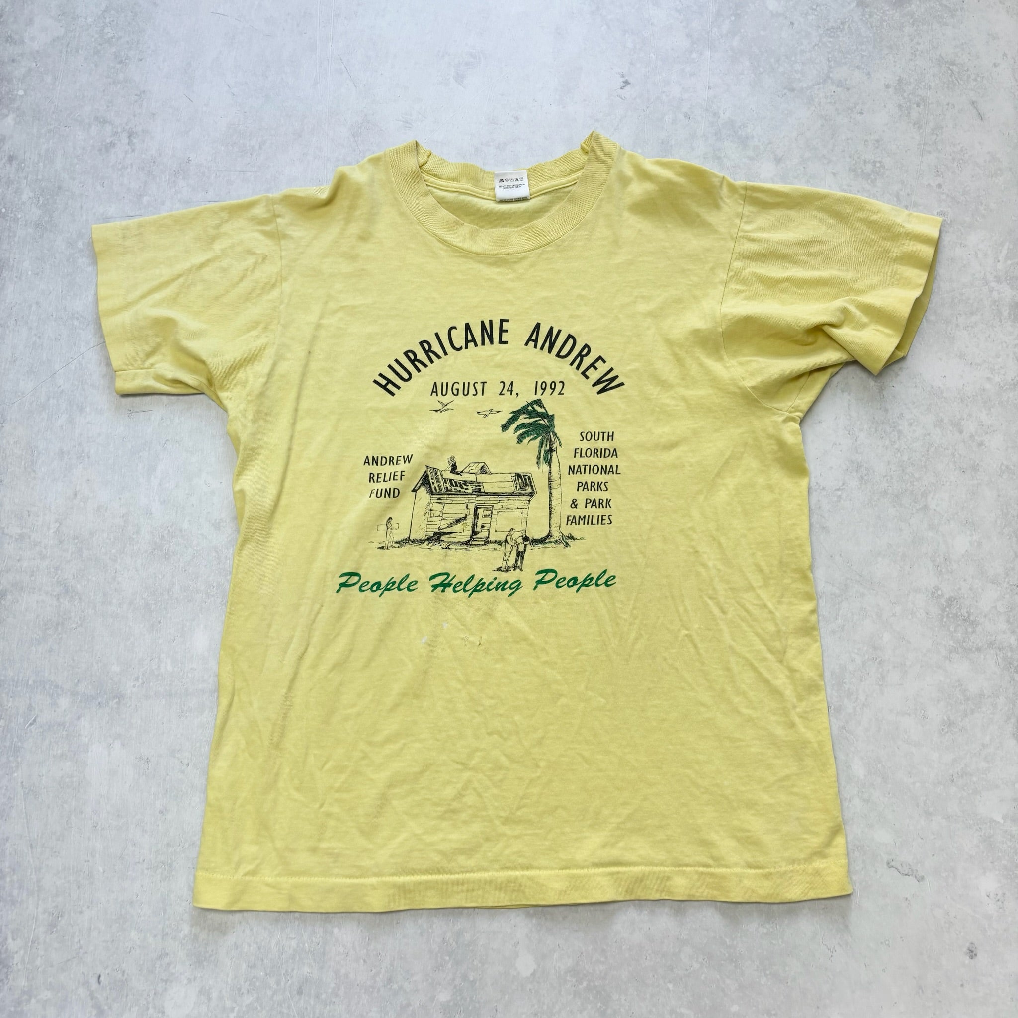 Vintage T Shirt Mens Medium Yellow Single Stitch Graphic Print 90s USA