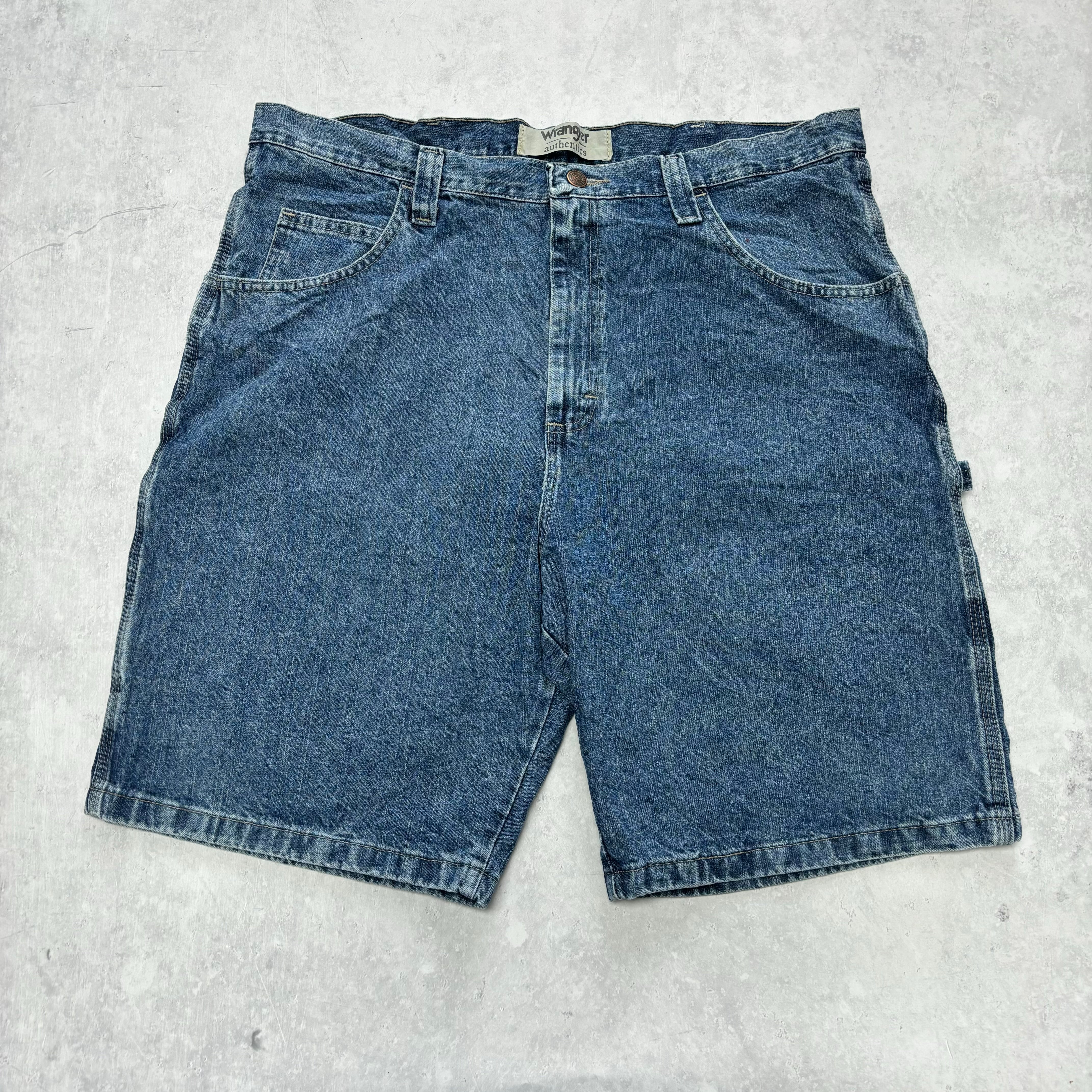 Vintage Wrangler Jorts W38 Mens Denim Shorts Mid Blue Baggy Relaxed Carpenter