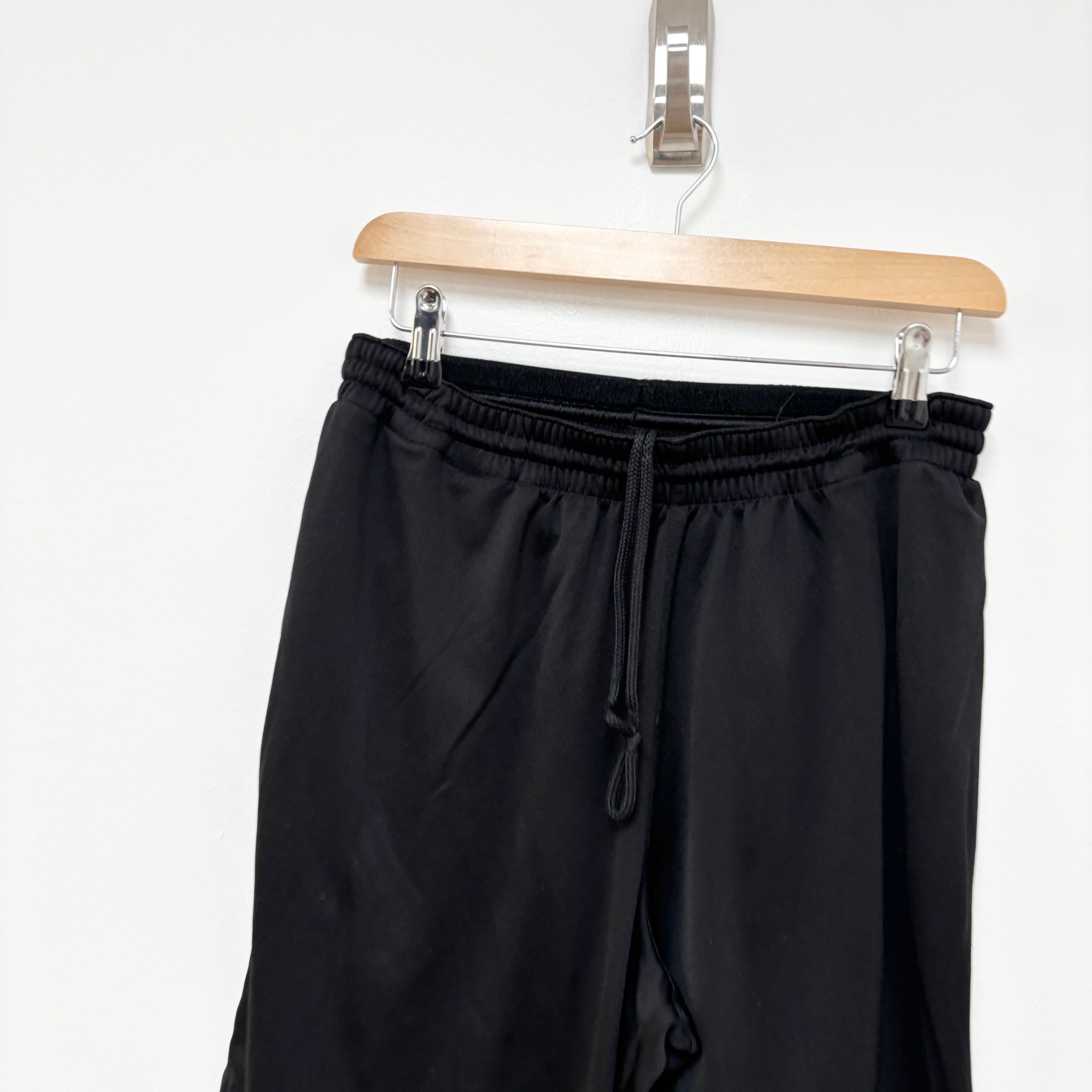 Adidas Shorts Mens Medium Black Sports Running Gym Athletic Pockets (E)