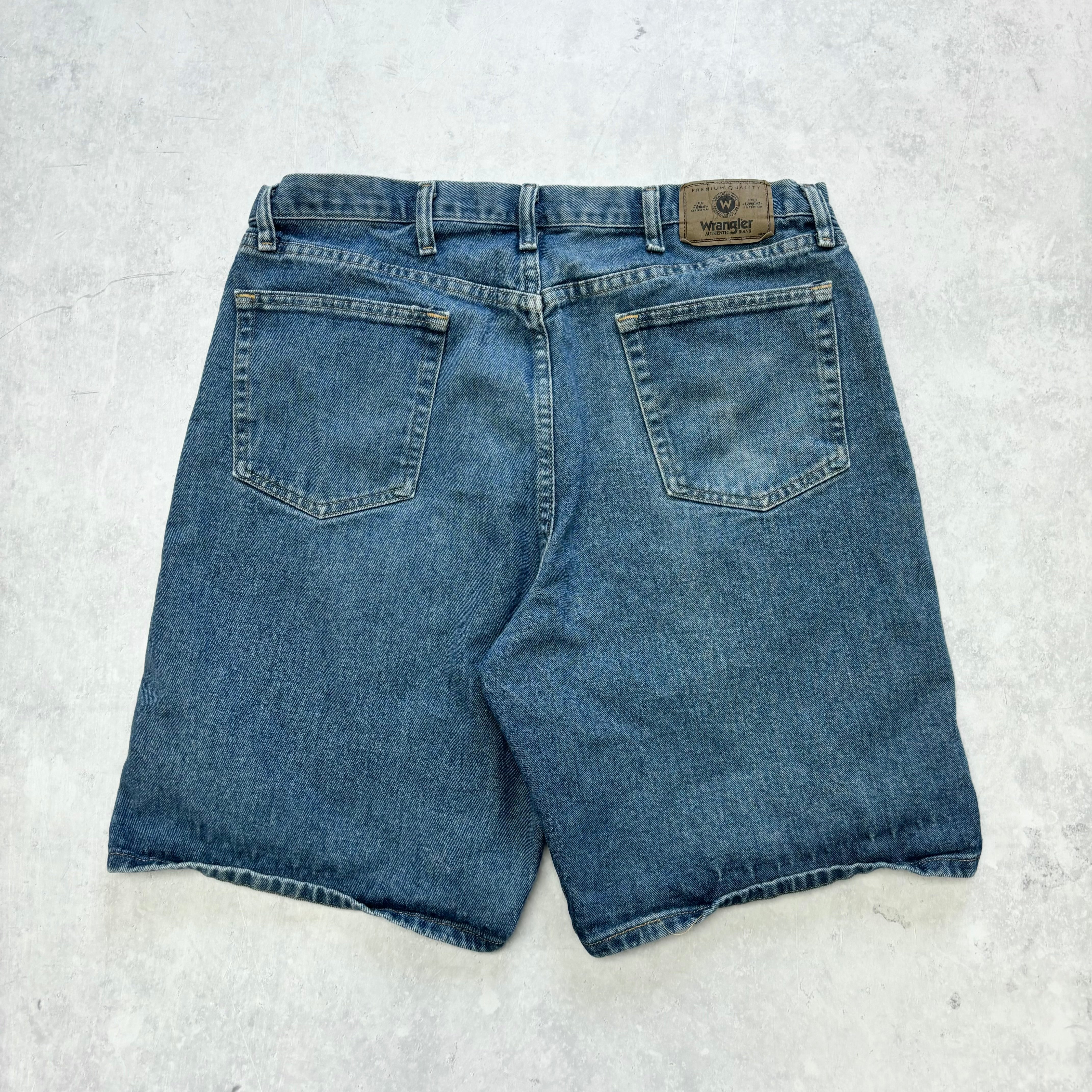 Vintage Wrangler Jorts W38 Mens Denim Shorts Mid Blue Baggy Relaxed Fit