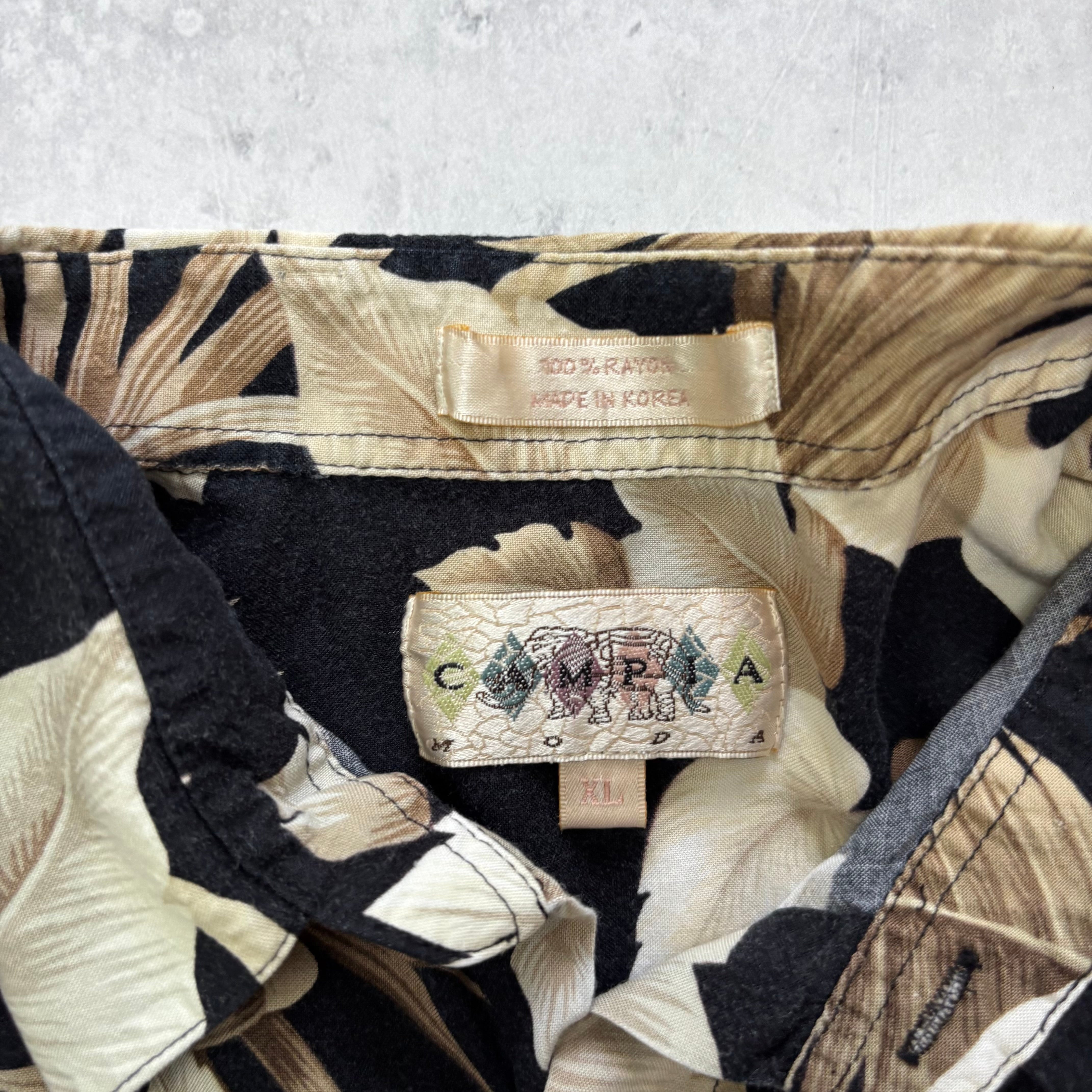 Vintage Hawaiian Shirt Mens XL Black Floral Aloha Short Sleeve Rayon