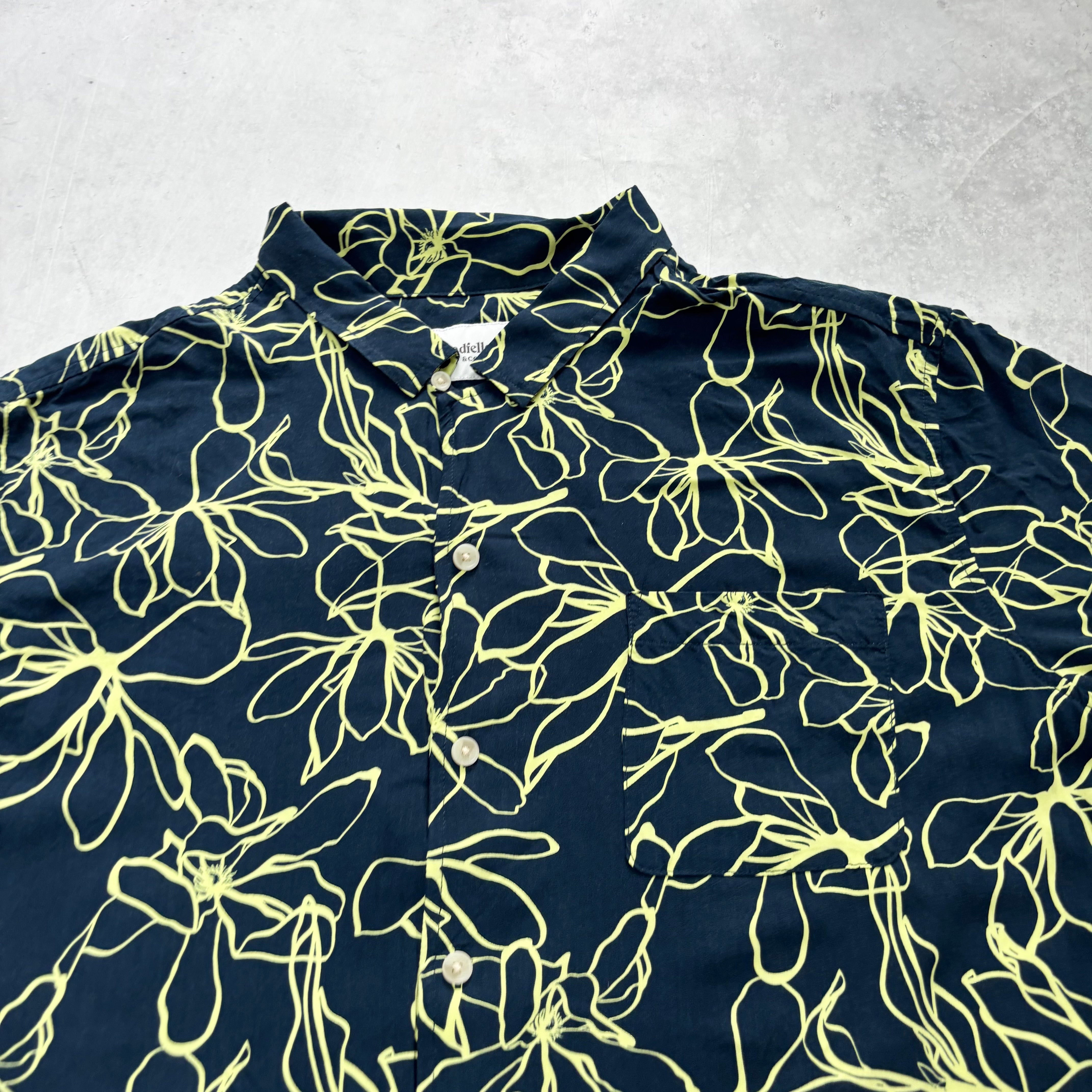 Hawaiian Shirt Mens XXL Navy Floral Aloha Short Sleeve Rayon (E)