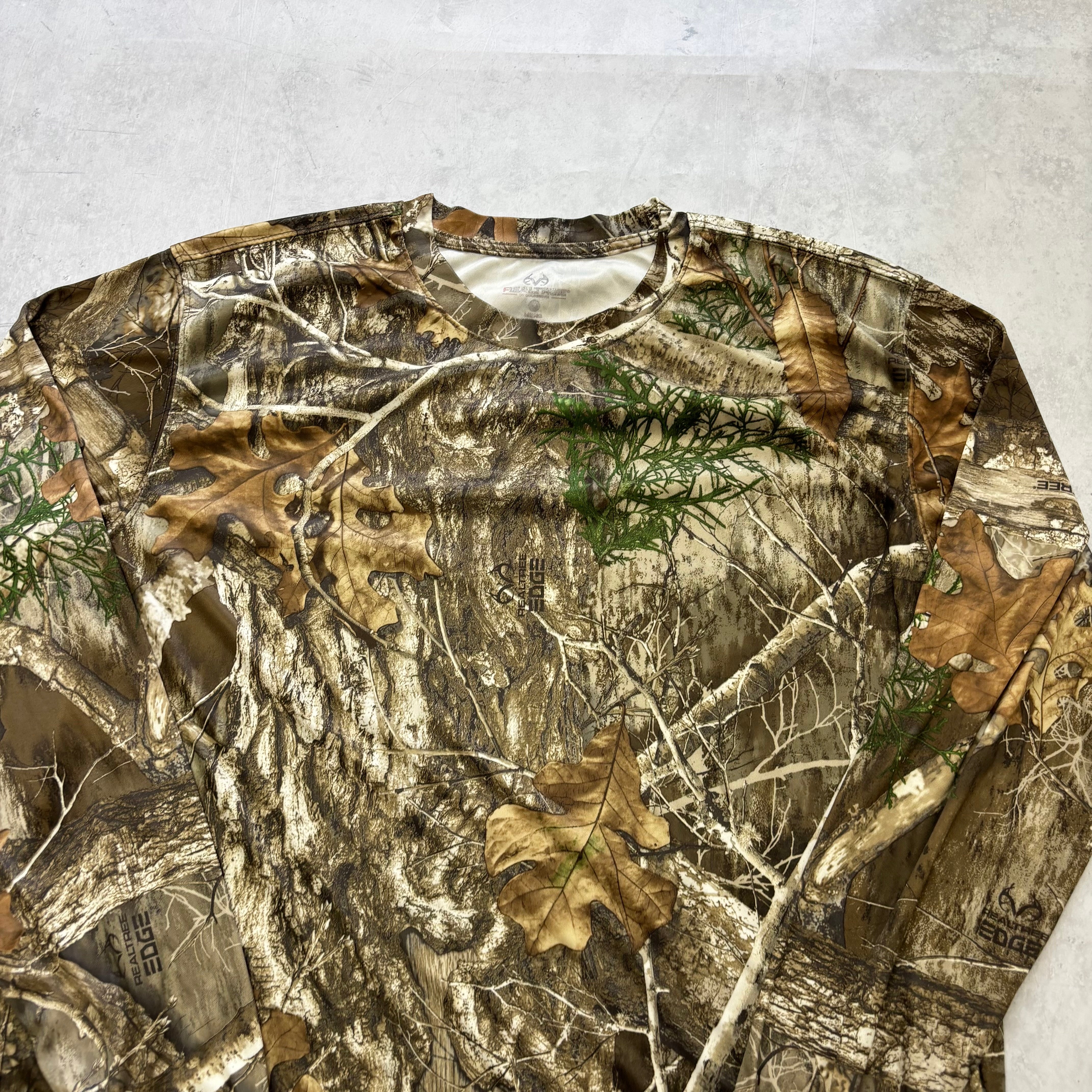 RealTree T Shirt Mens Medium Camo Y2K Hunting Long Sleeve (E)