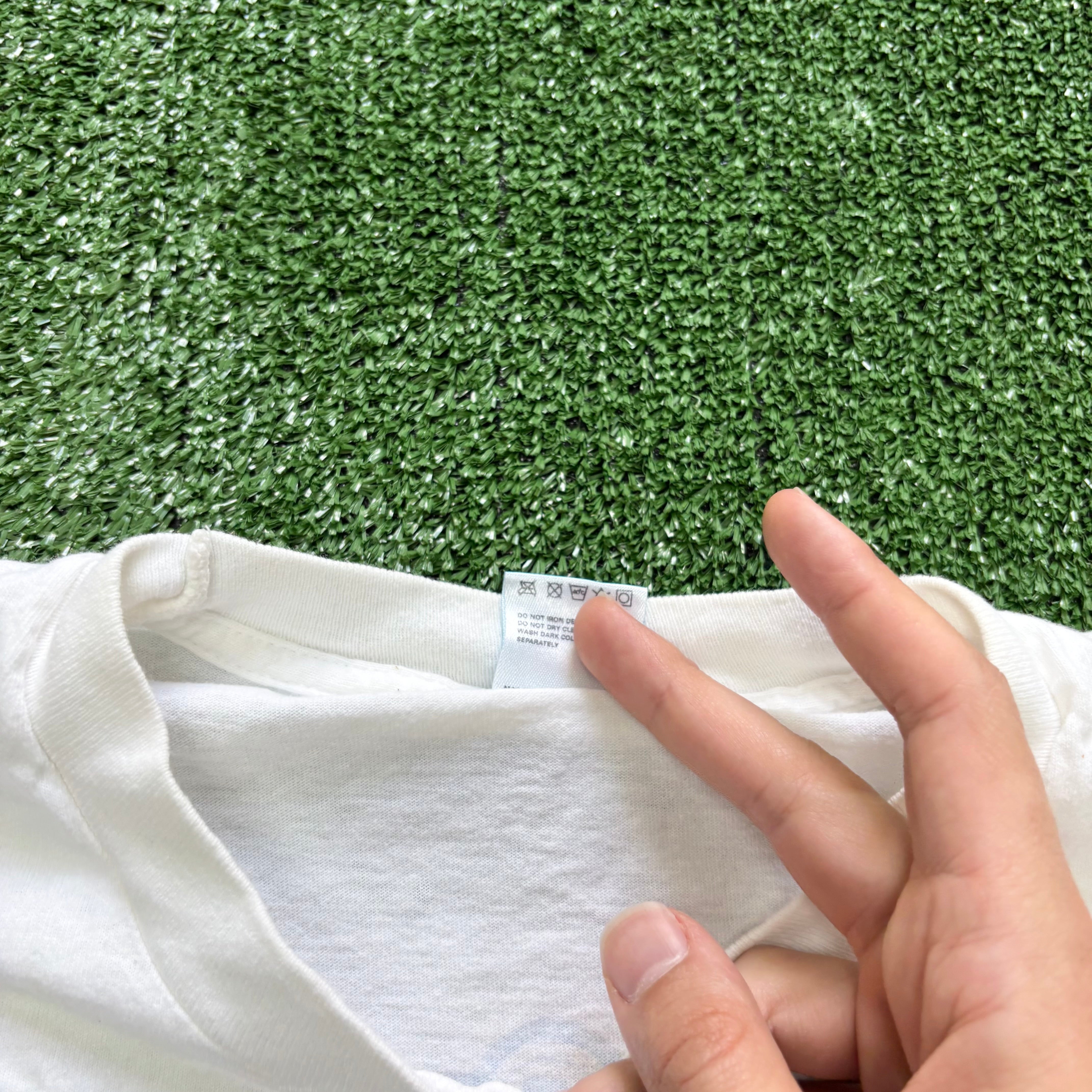 Vintage T Shirt Mens Large White Single Stitch Graphic Print 90s USA Run (E)