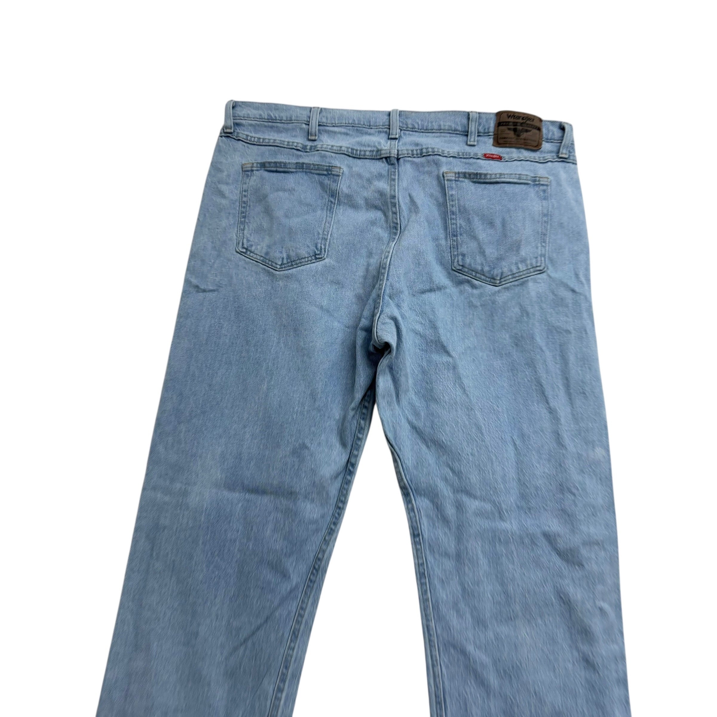 Wrangler Jeans W40 L30 Mens Light Blue Relaxed Straight Fit Stretch Denim