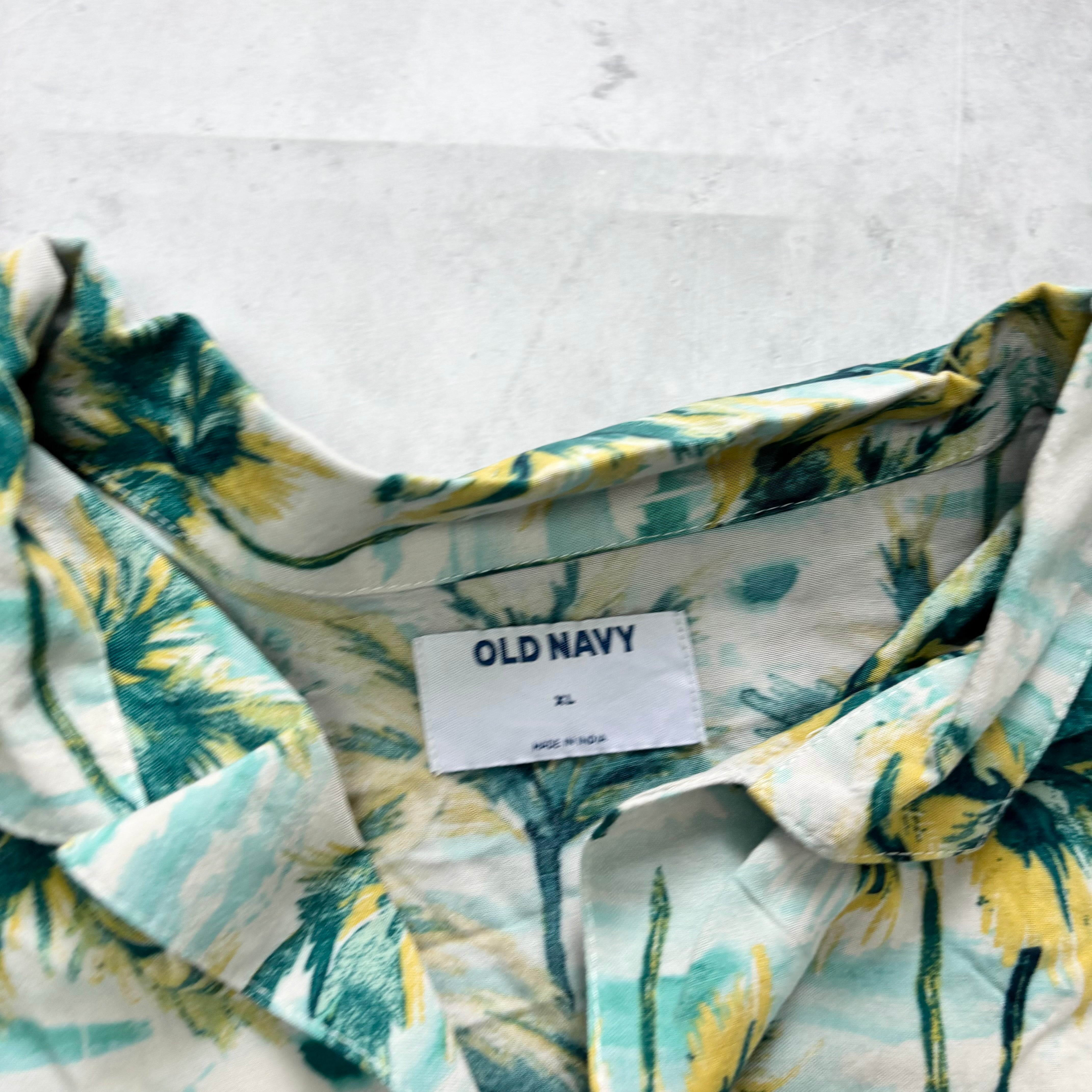 Old Navy Hawaiian Shirt Mens XL Green Floral Aloha Short Sleeve Viscose (E)