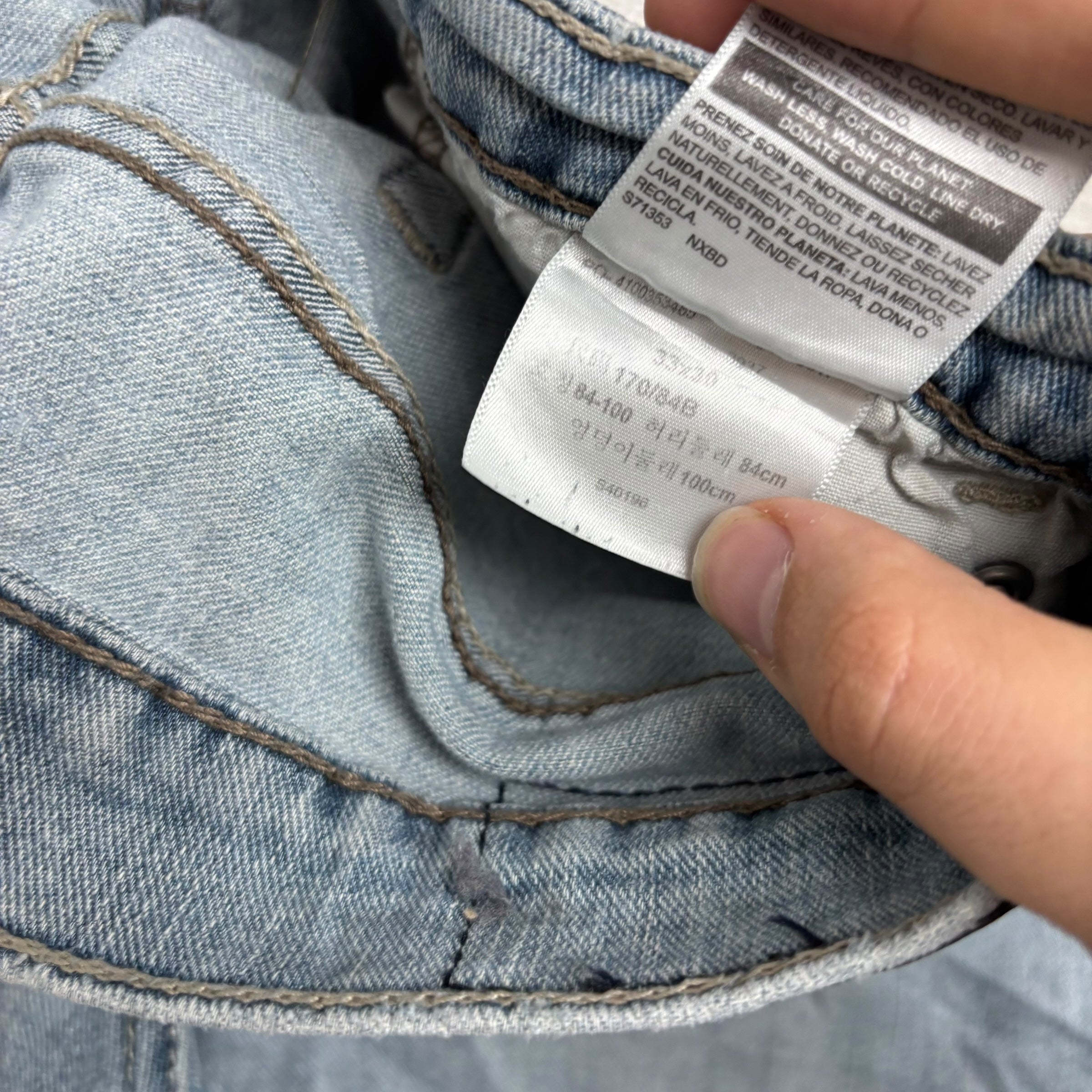 Levis Denizen Jeans W33 L30 Mens Light Blue Skinny Fit Stretch Denim (E)