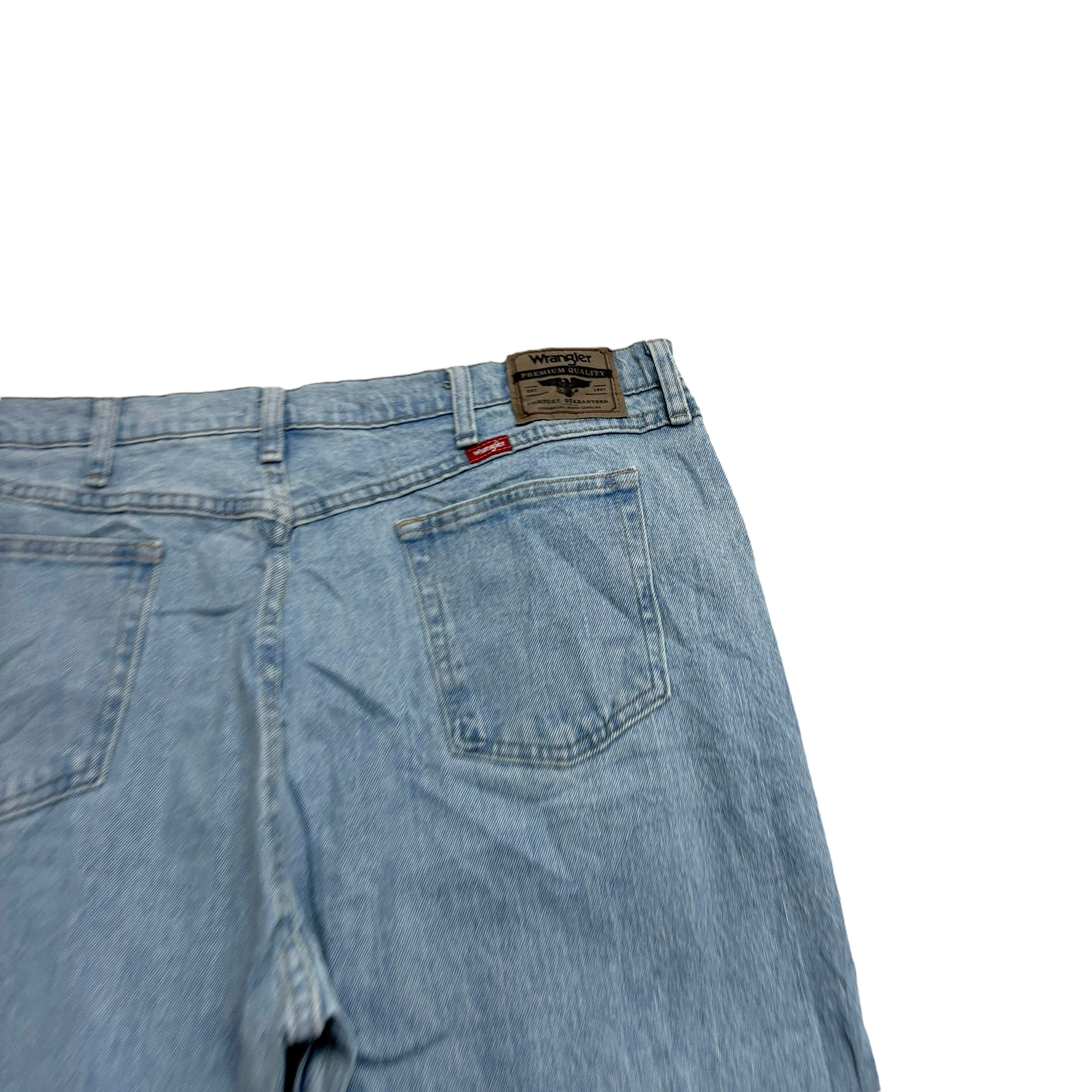 Wrangler Jeans W40 L32 Mens Light Blue Relaxed Straight Fit Stretch Denim (E)
