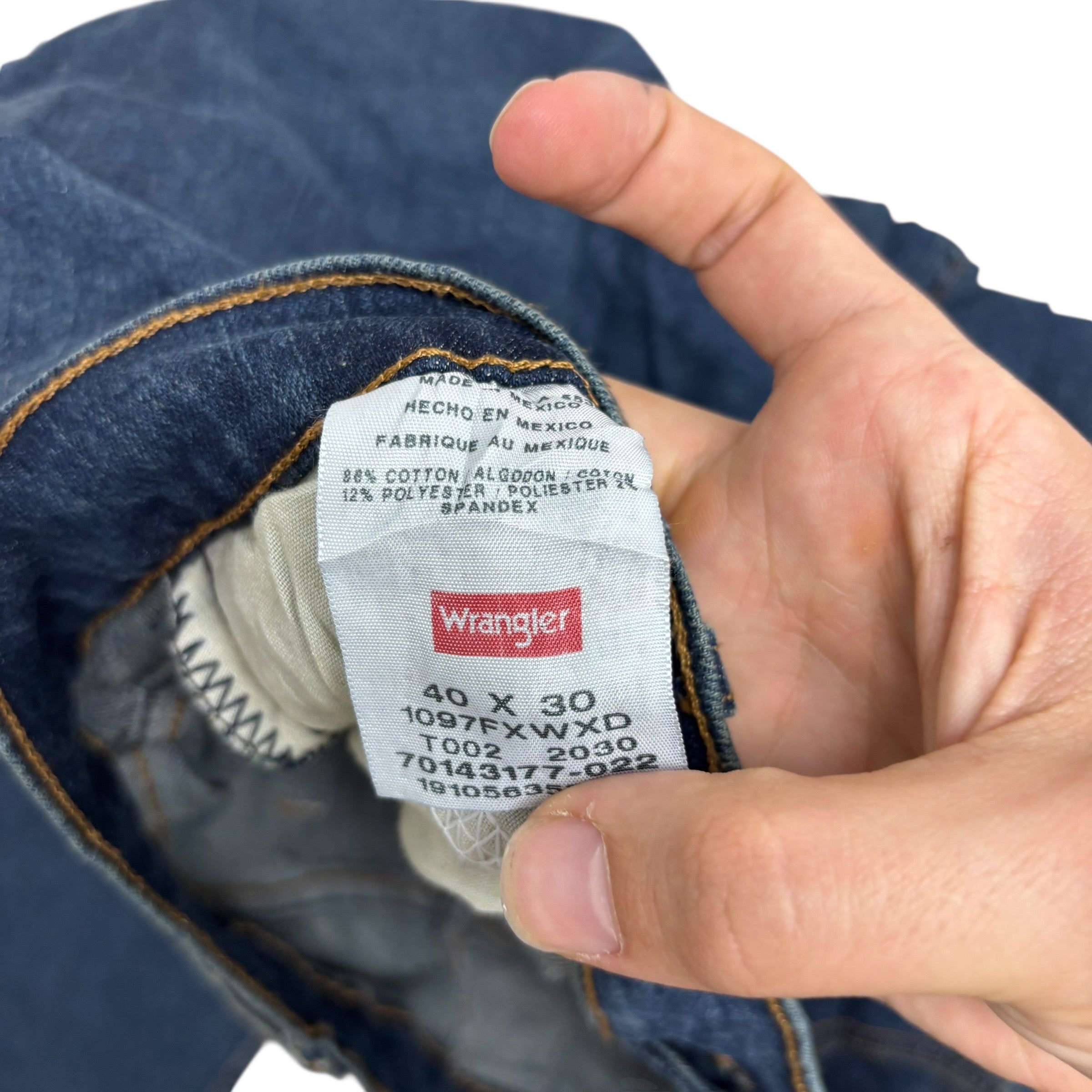 Wrangler Jeans W40 L30 Mens Dark Blue Relaxed Straight Fit Stretch Denim (E)