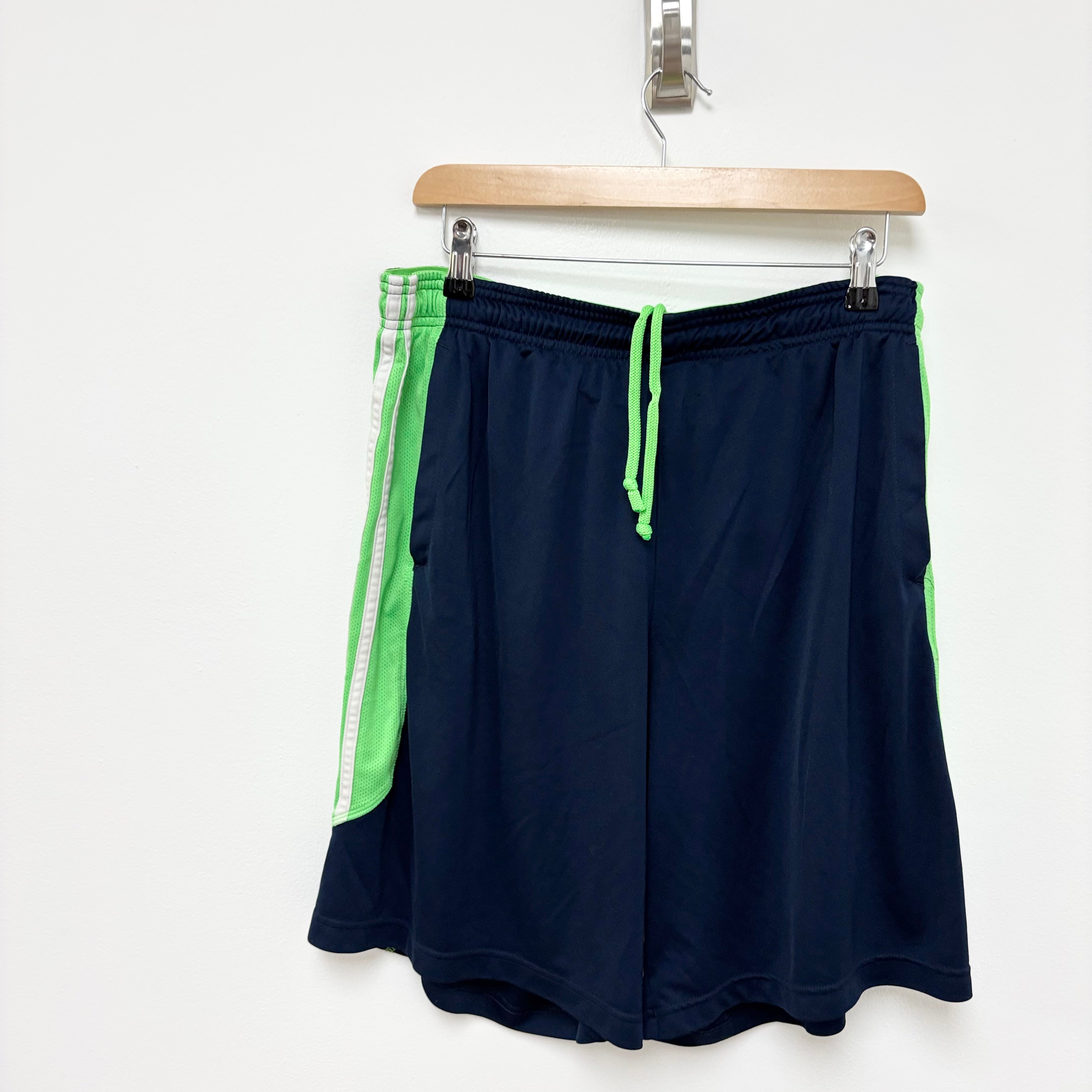 Adidas Shorts Mens XL Navy Blue Sports Running Gym Athletic Pockets (E)