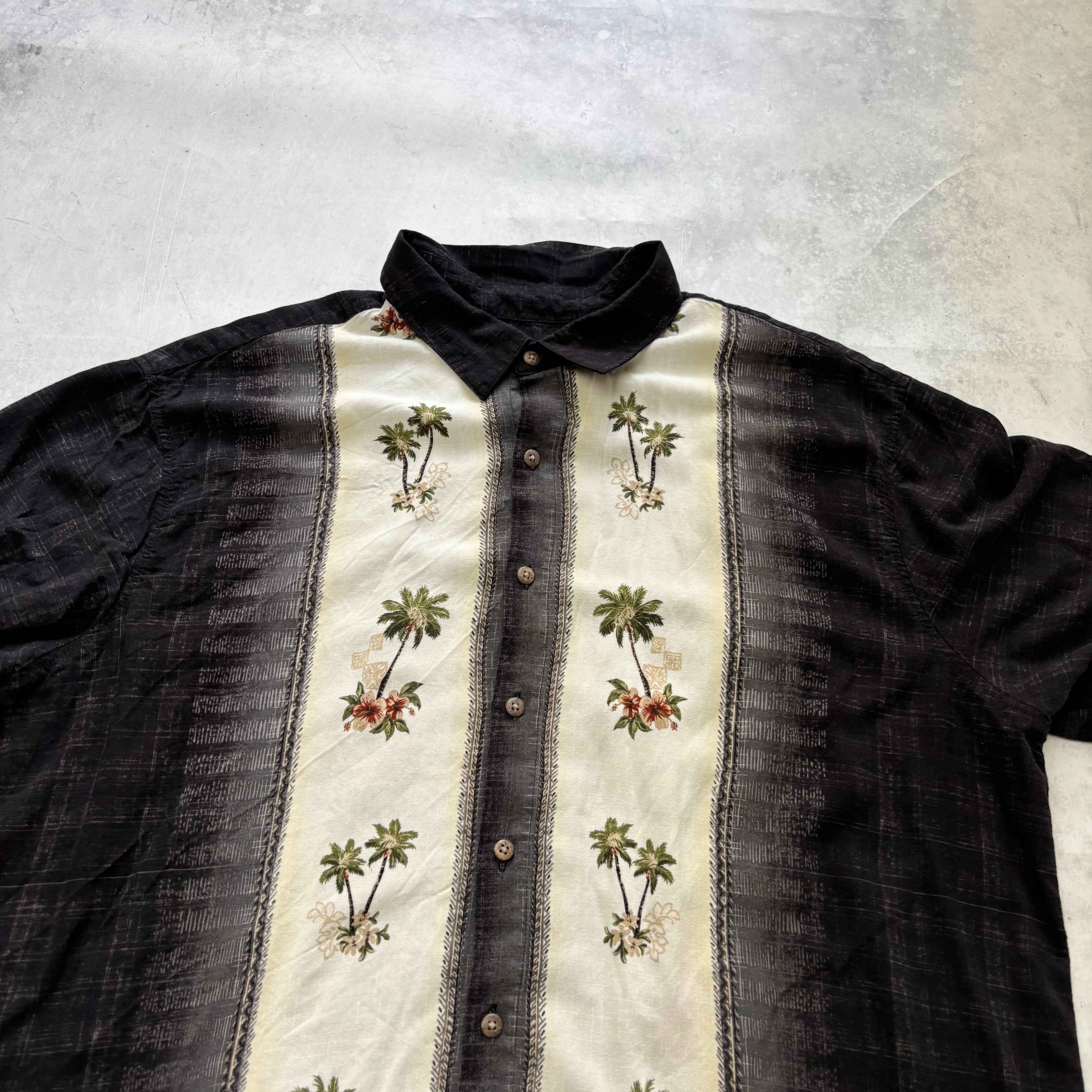 Vintage Hawaiian Shirt Mens XXL Black Floral Aloha Short Sleeve Rayon (E)