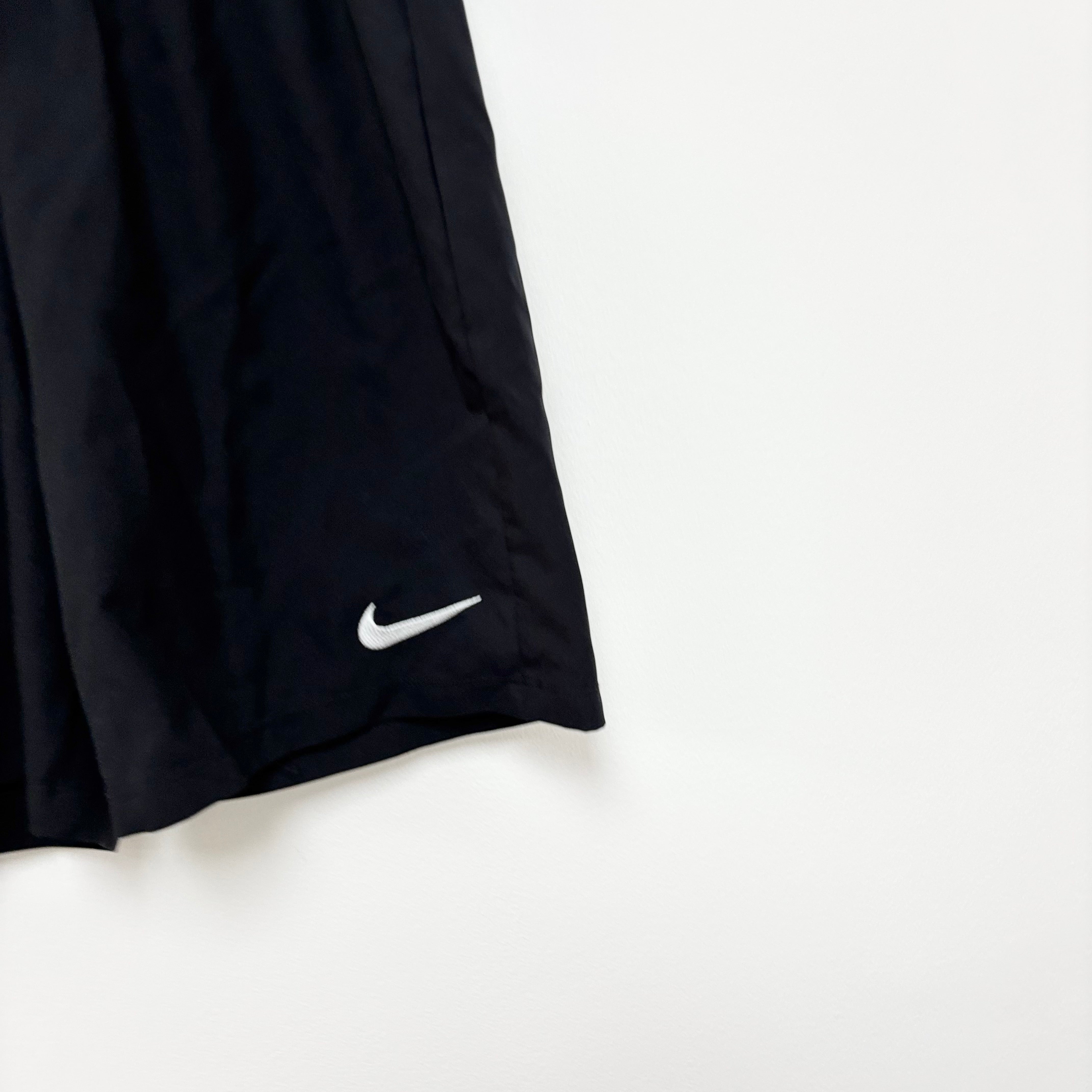 Nike Shorts Mens Medium Black Dri Fit Running Sports Gym Athletic (E)