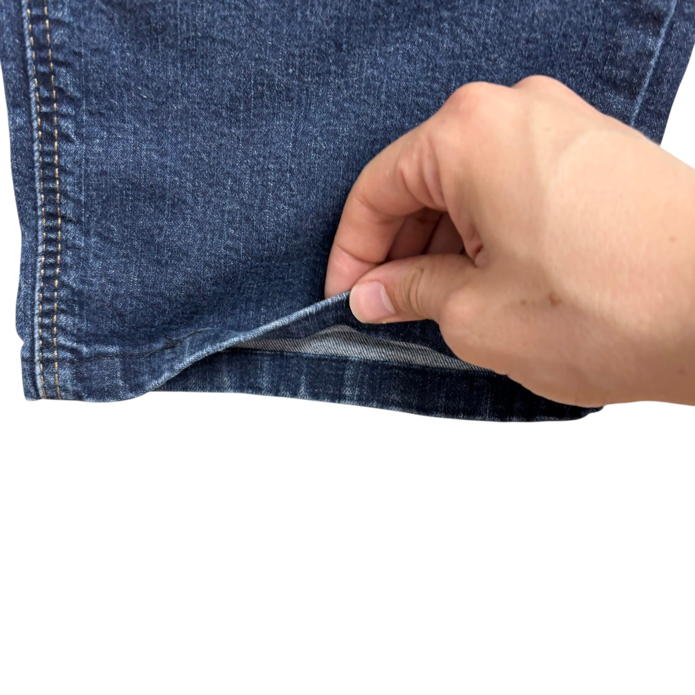 Levis 541 Jeans W46 L31 Mens Dark Blue Athletic Tapered Fit Stretch Denim