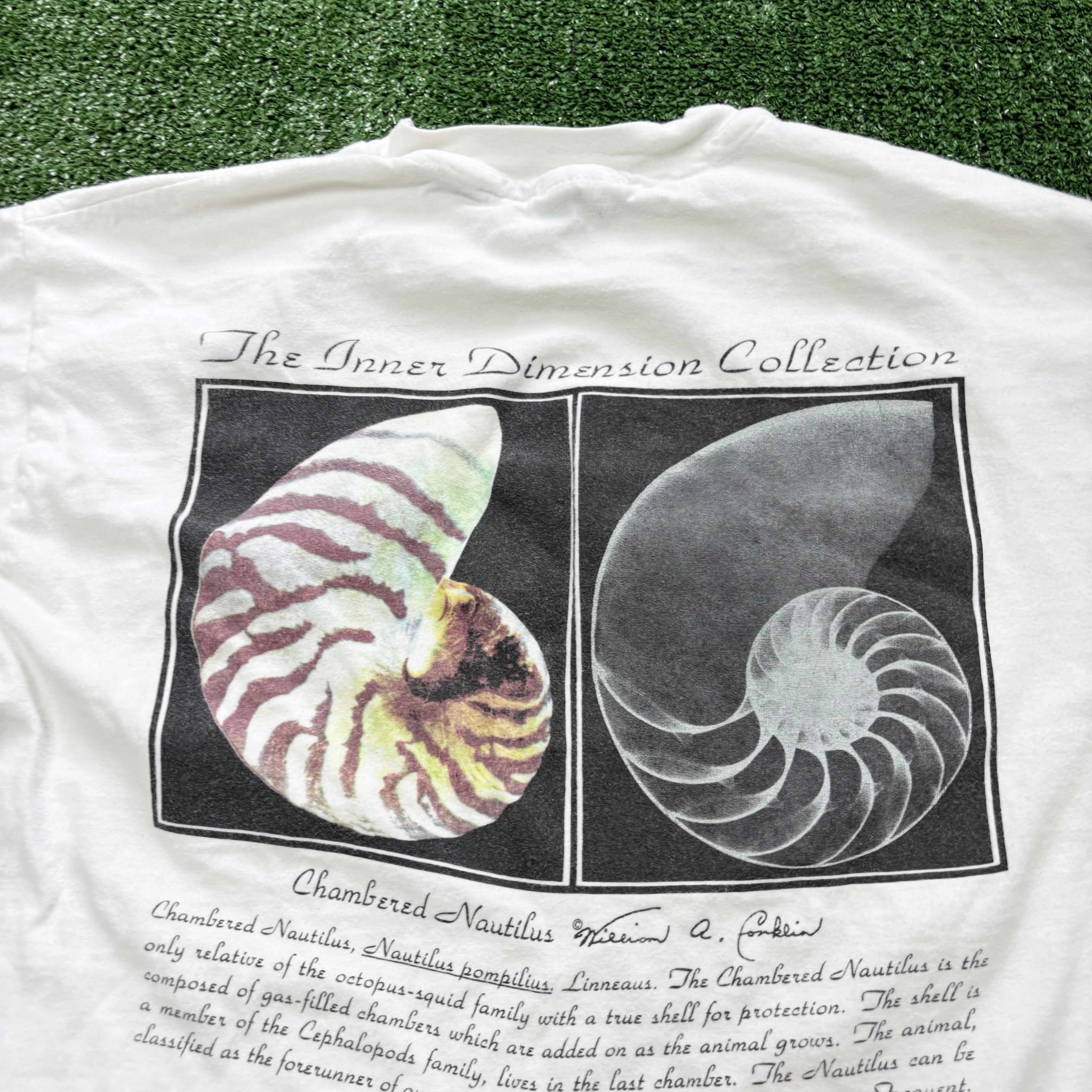 Vintage T Shirt Mens Large White Single Stitch Graphic Print 90s Shells (E)