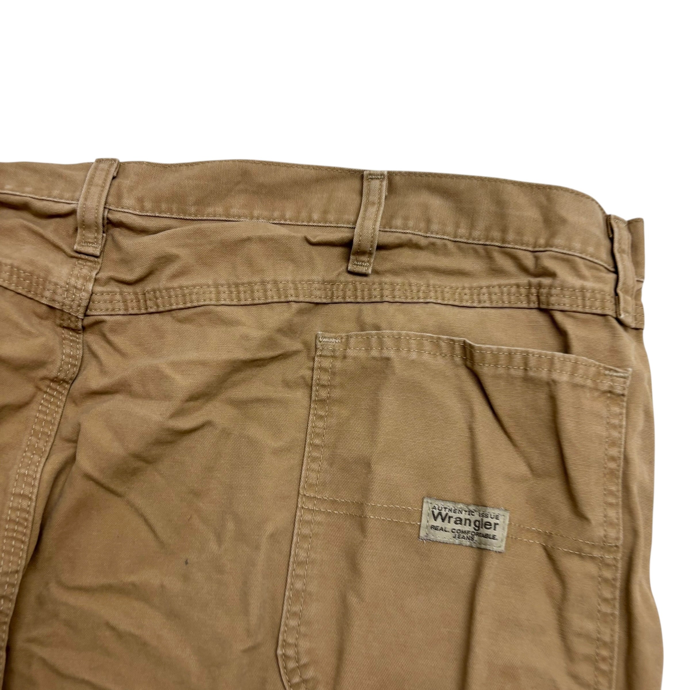Wrangler Carpenter Pants W48 L30 Mens Tan Relaxed Straight Fit Pants (E)