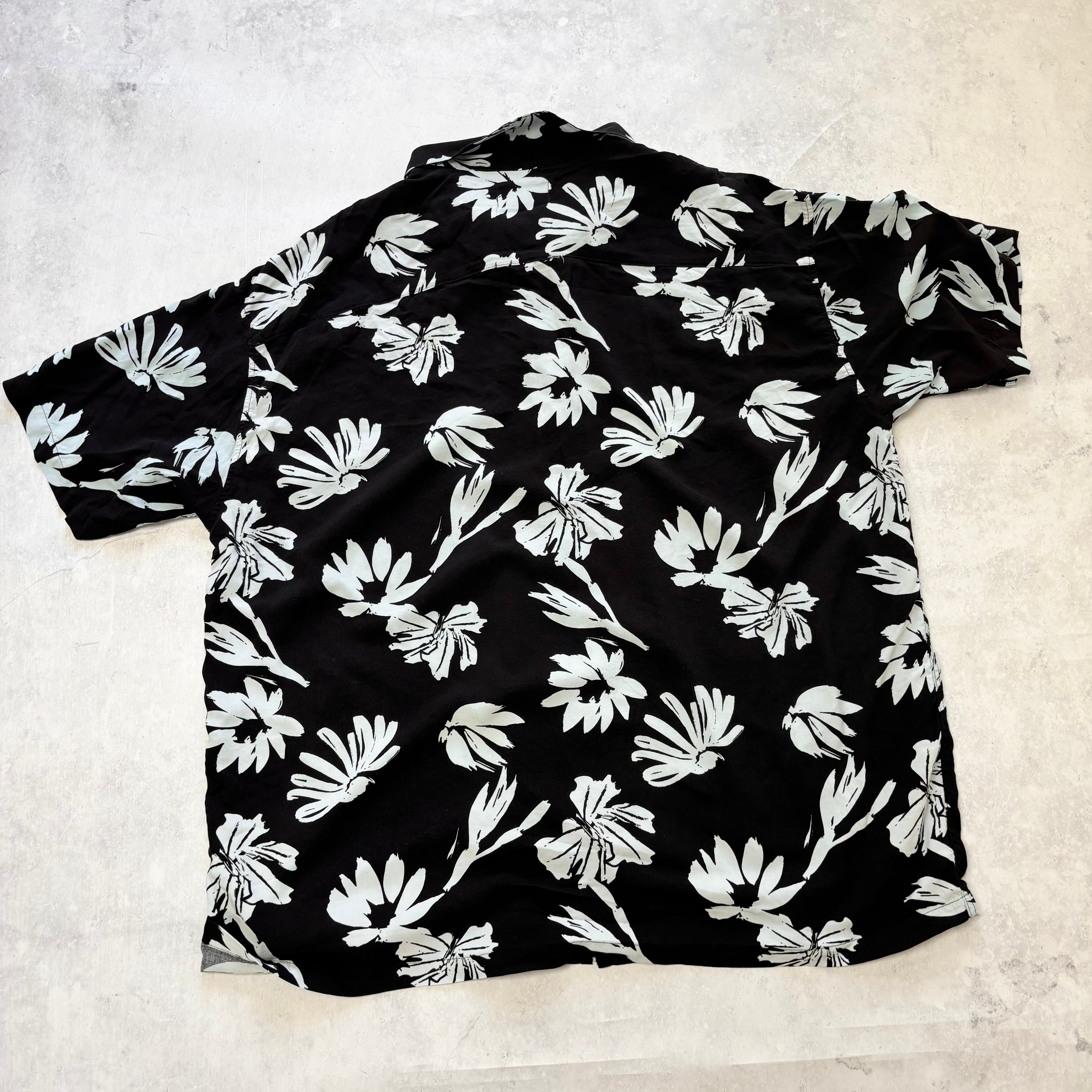 Hawaiian Shirt Mens XXL Black Floral Aloha Short Sleeve Viscose (E)