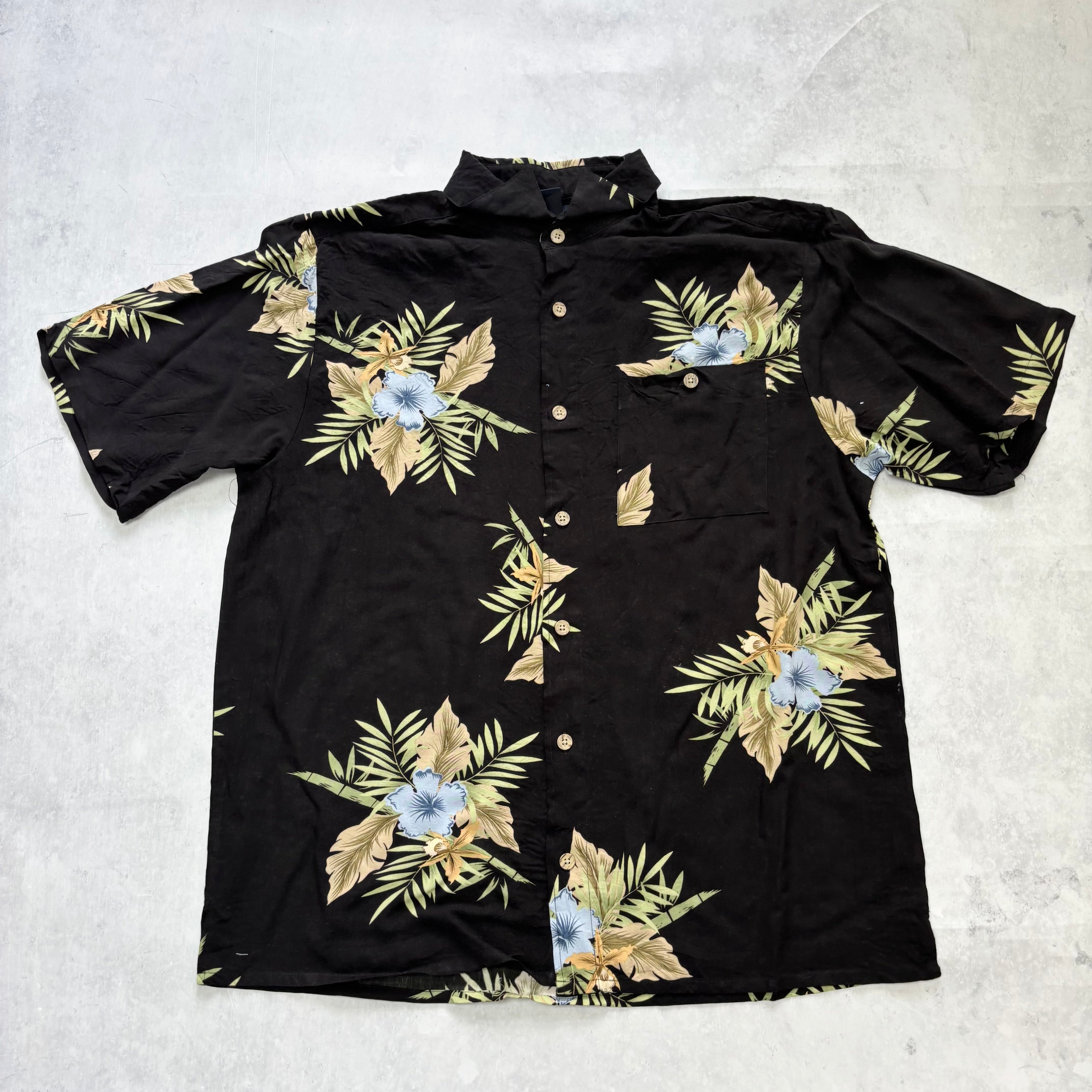 Vintage Hawaiian Shirt Mens Medium Black Floral Aloha Short Sleeve Rayon (E)