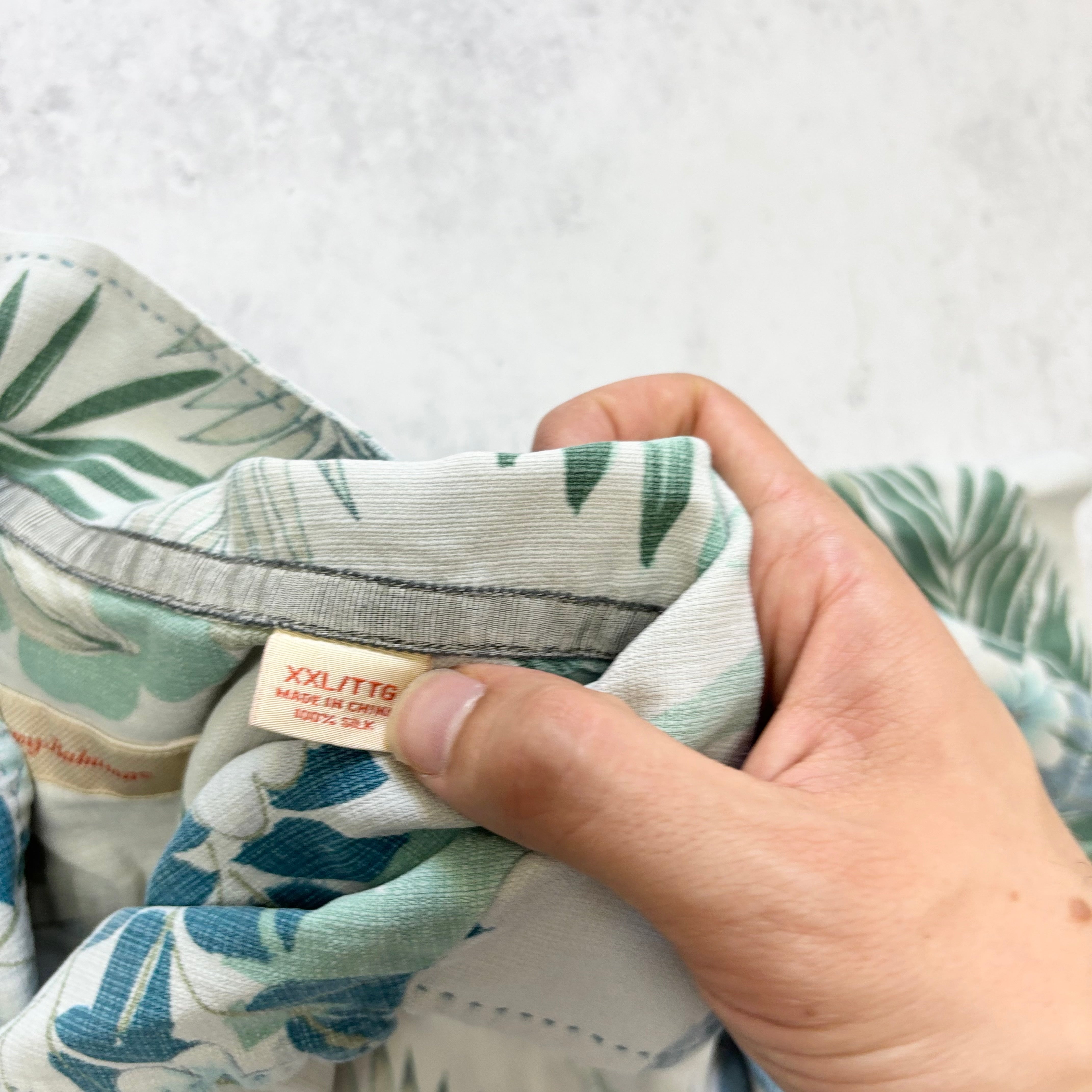 Vintage Hawaiian Shirt Mens XXL Multi Tommy Bahama Silk Floral (E)