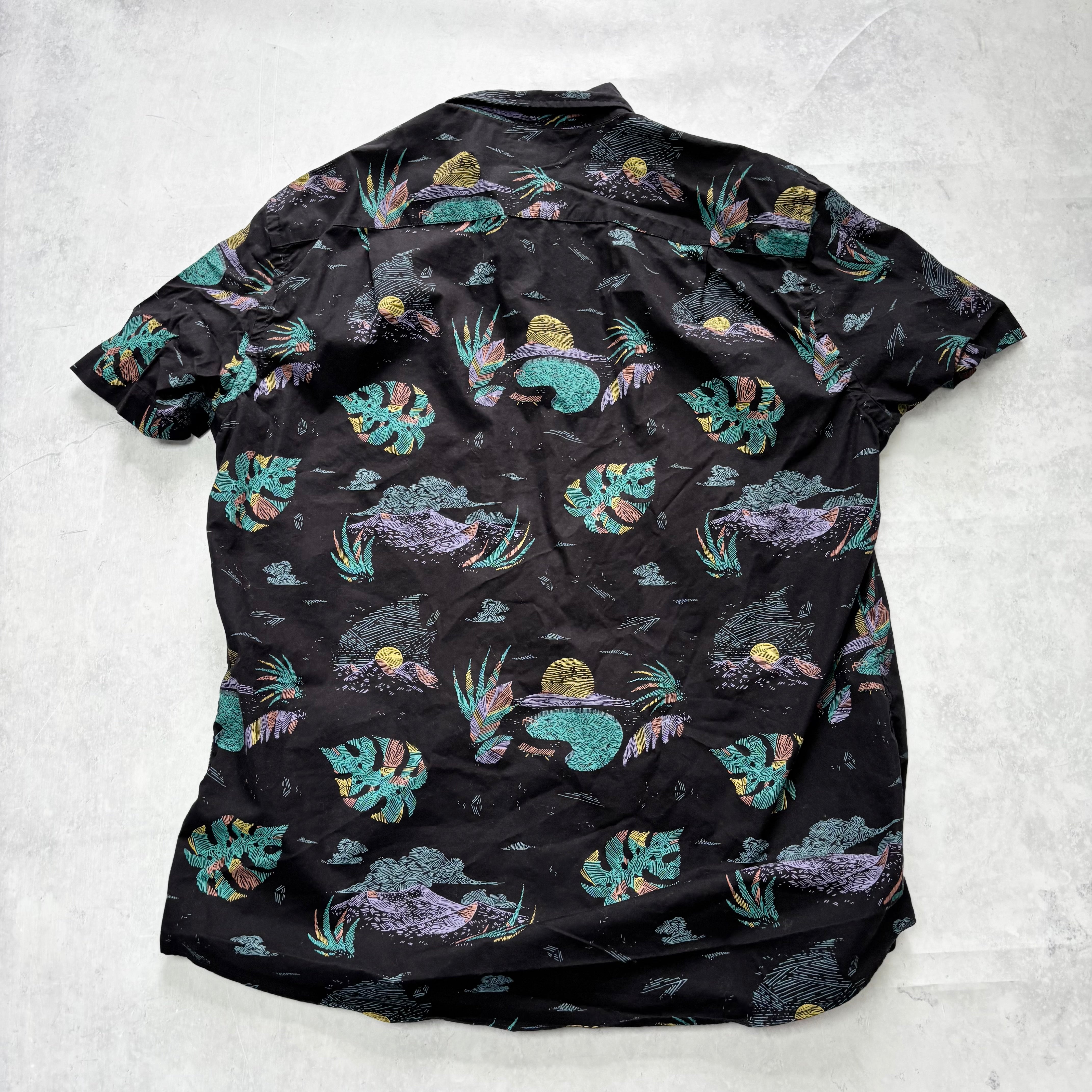 Hawaiian Shirt Mens XL Black Floral Aloha Short Sleeve Cotton Slim Fit (E)