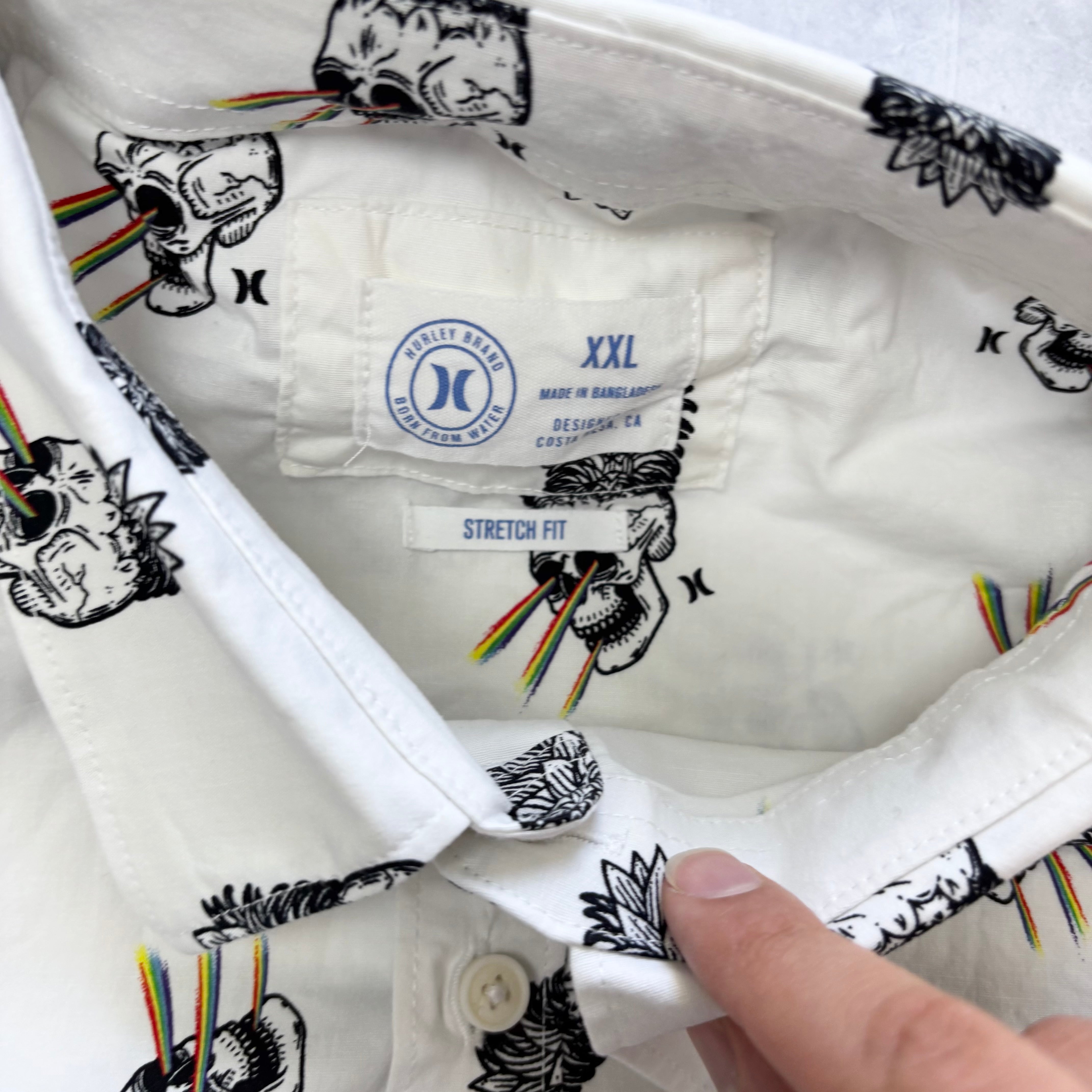 Hurley Shirt Mens XXL White Skulls Short Sleeve Cotton Stretch (E)