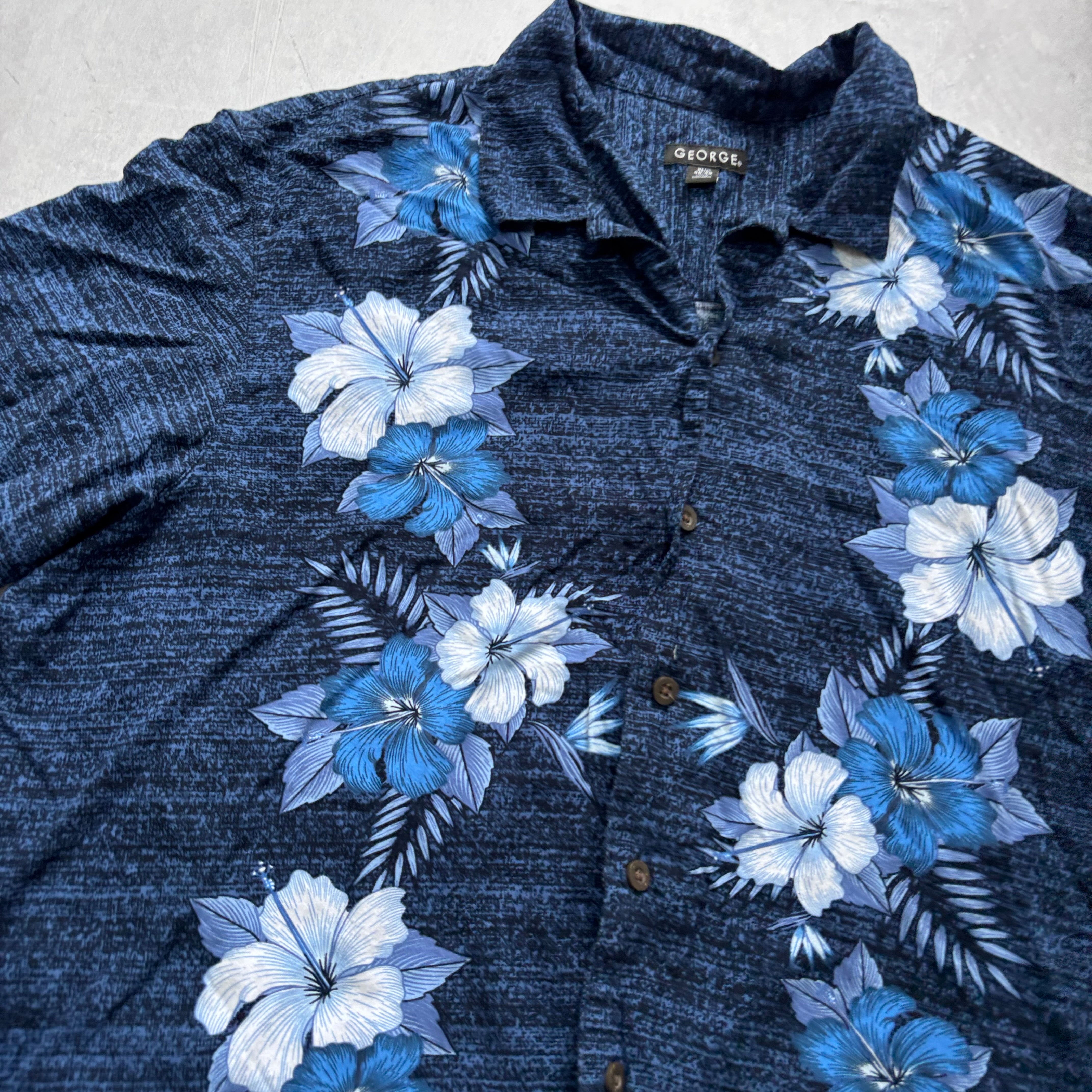 Hawaiian Shirt Mens XL Navy Blue Floral Aloha Short Sleeve Rayon (E)