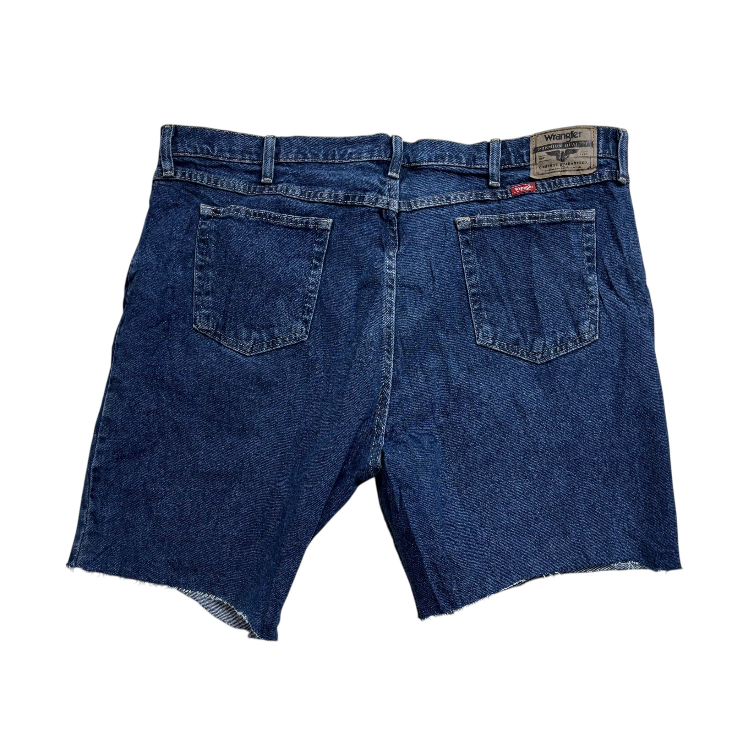 Wrangler Denim Shorts W44 Mens Dark Blue Cut Off 7in Regular Fit Stretch