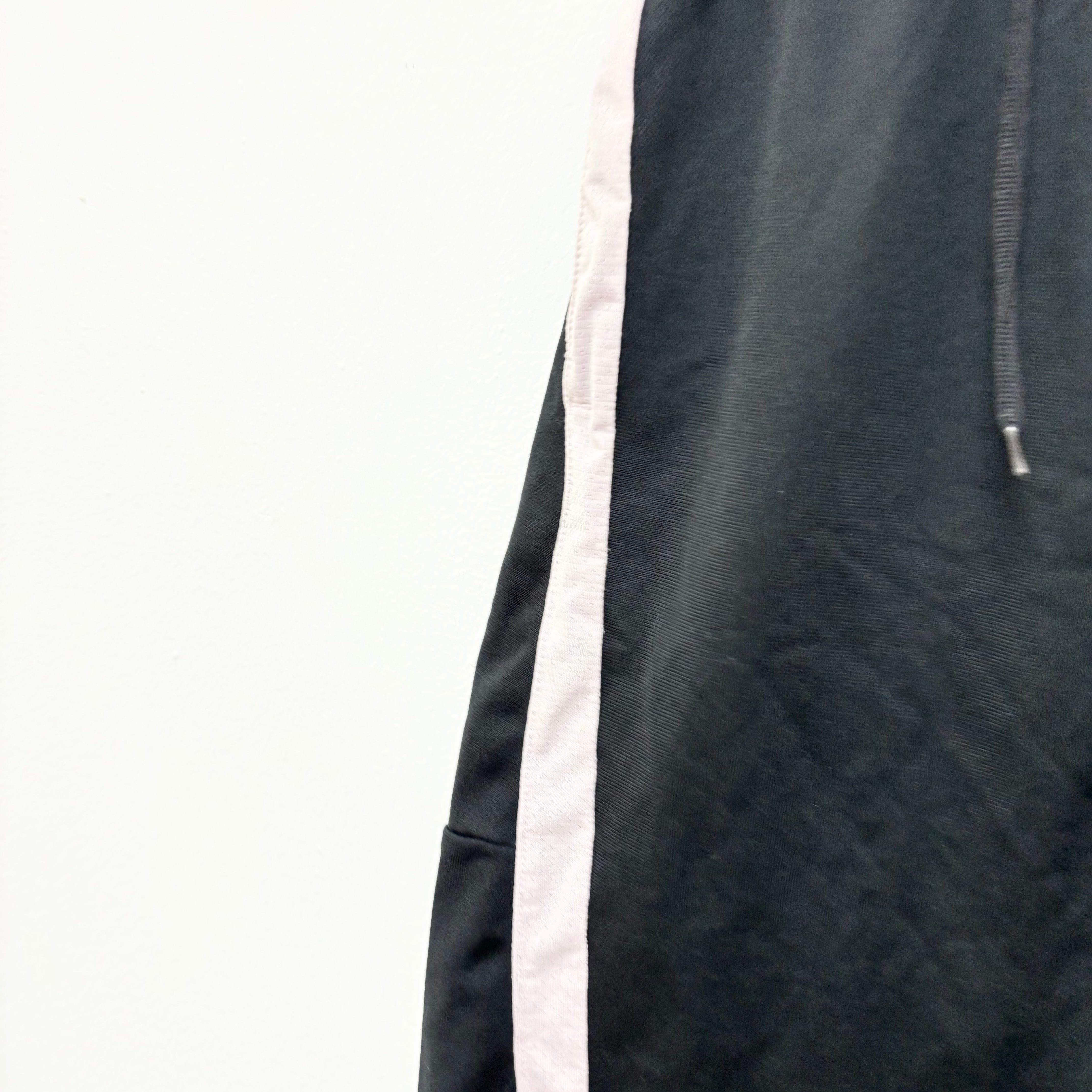 Nike Shorts Mens Medium Black Dri Fit Running Sports Gym Athletic Pockets