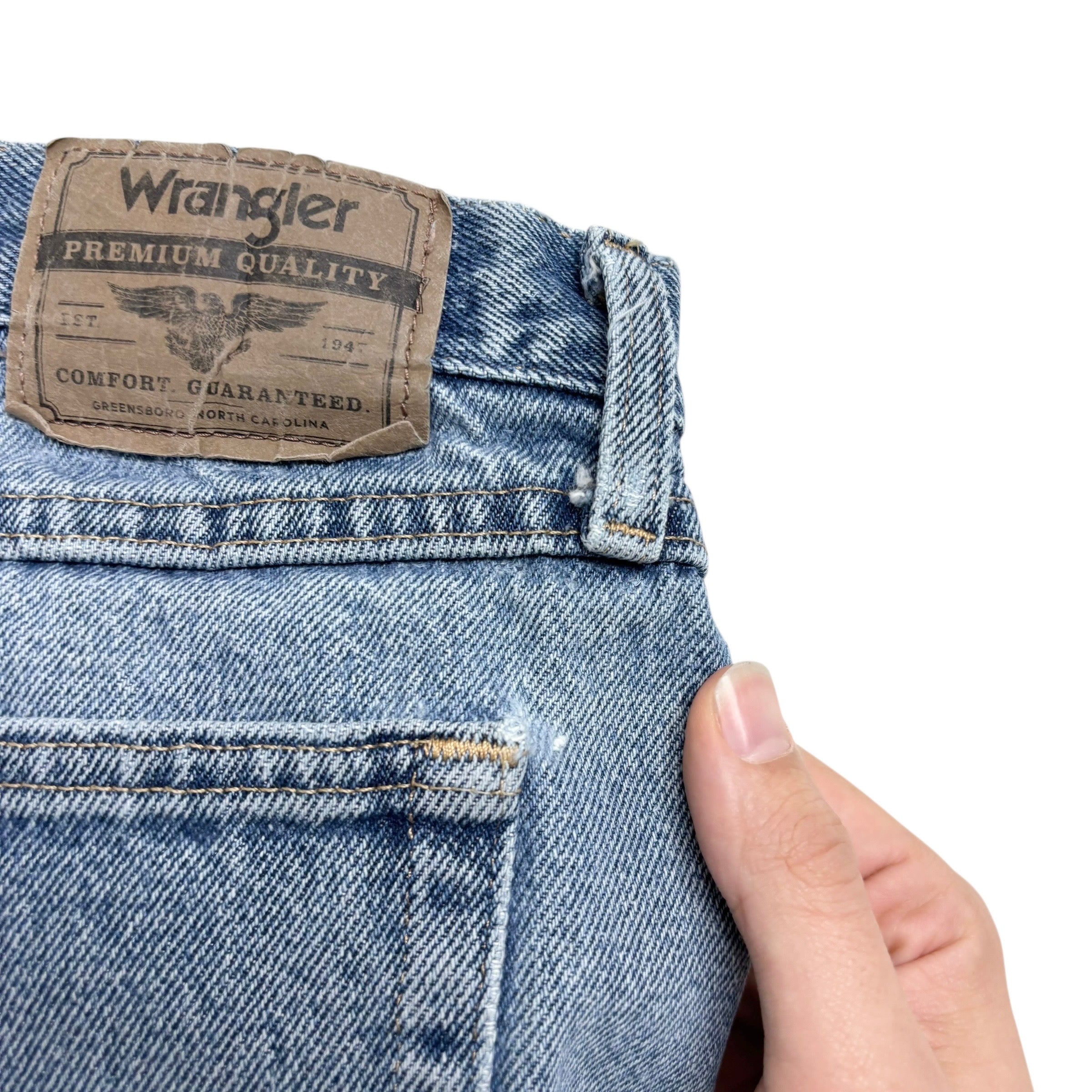 Wrangler Jeans W40 L30 Mens Light Blue Relaxed Straight Fit Denim