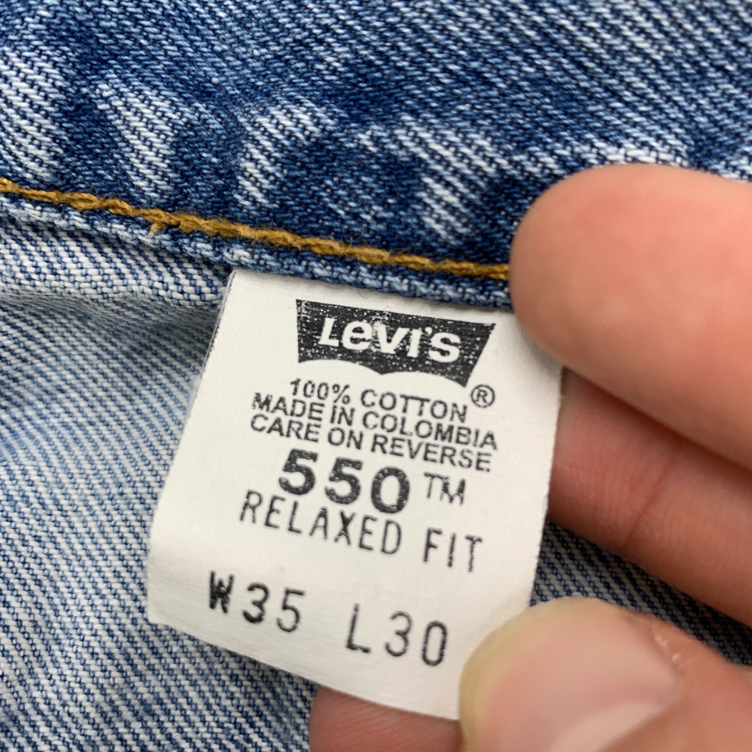 Levis 550 Jeans W34 L30 Mens Light Blue Relaxed Fit Vintage Denim Paper Tag